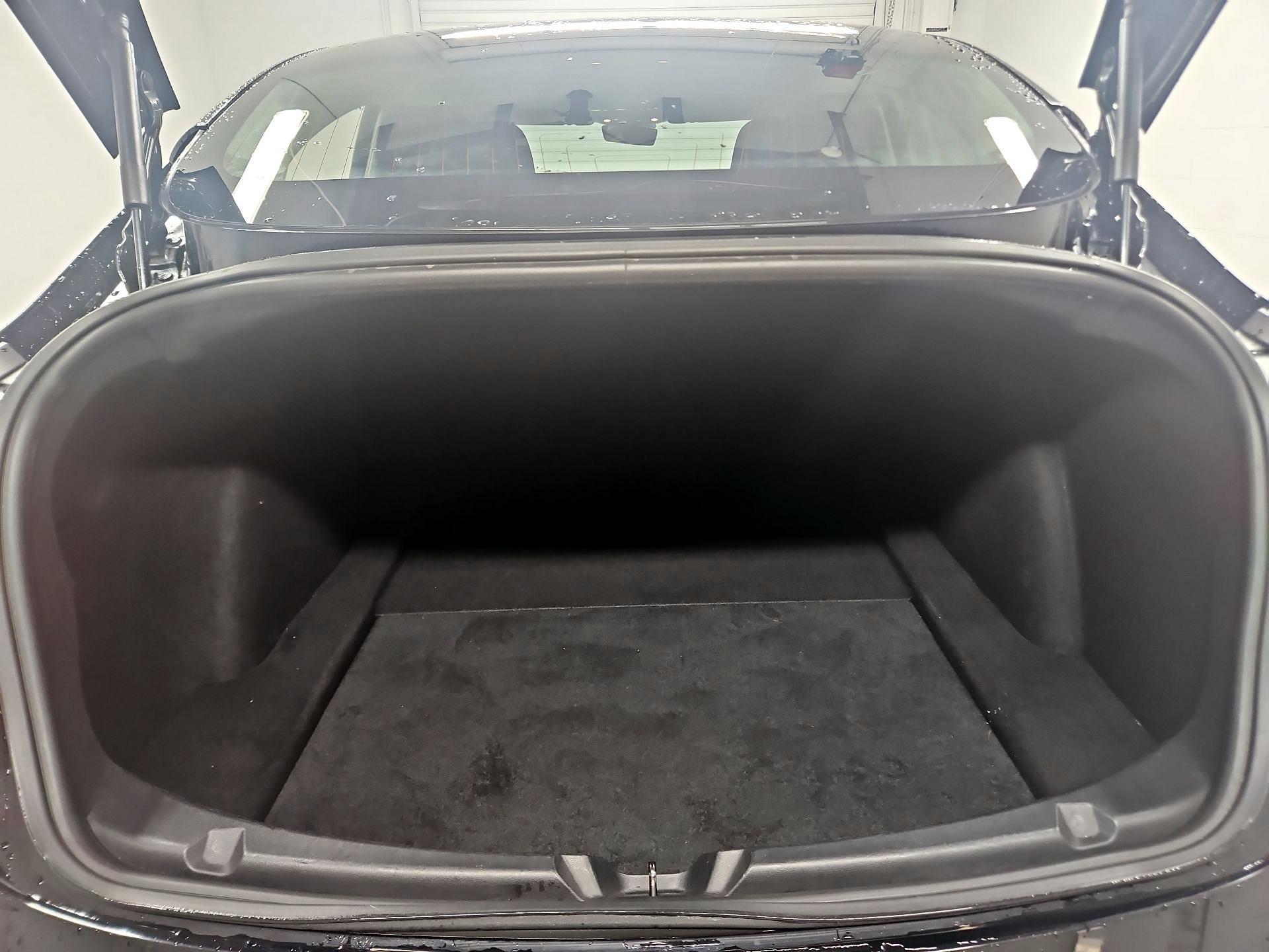 Thumbnail: 2019 Tesla Model 3 - 20