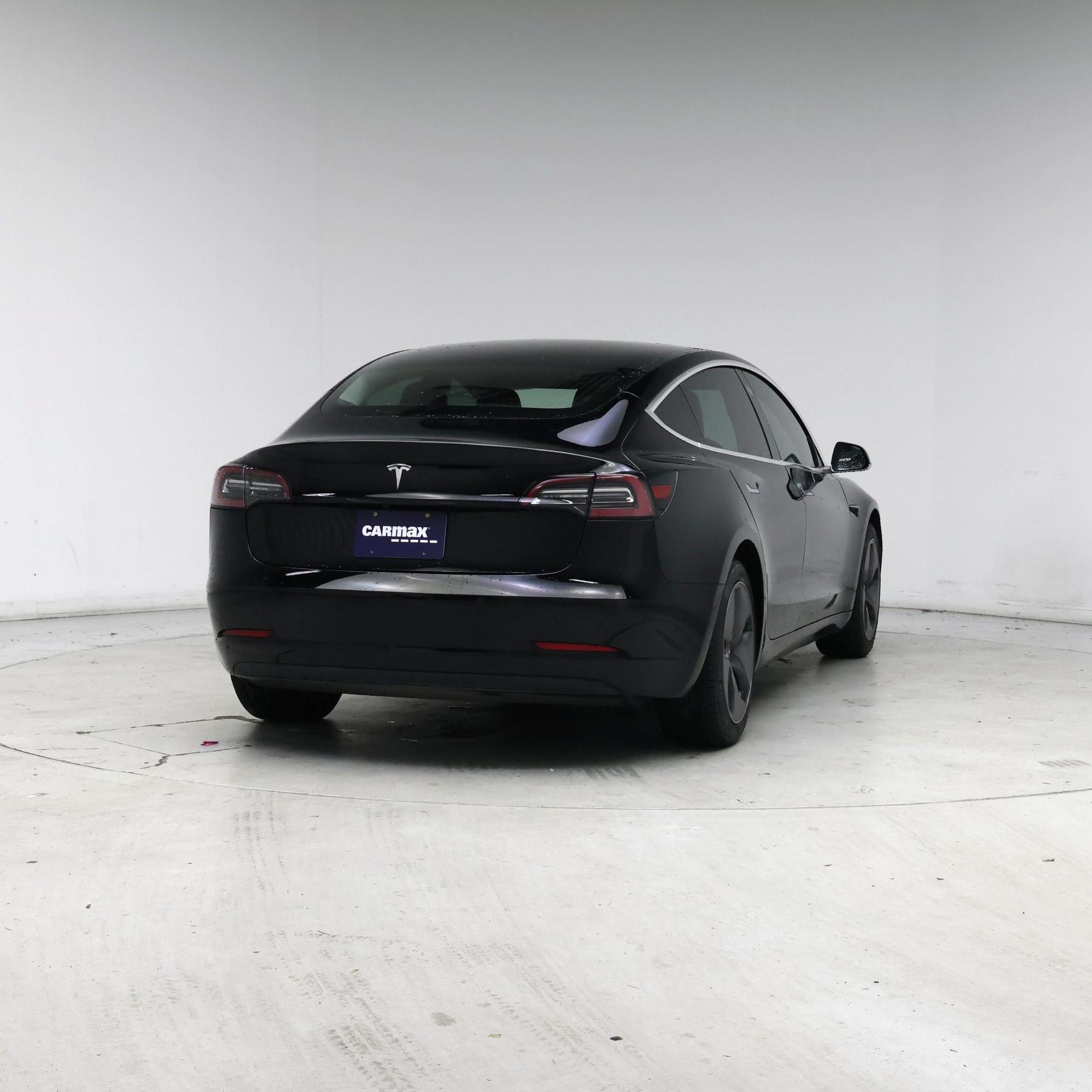Thumbnail: 2019 Tesla Model 3 - 8