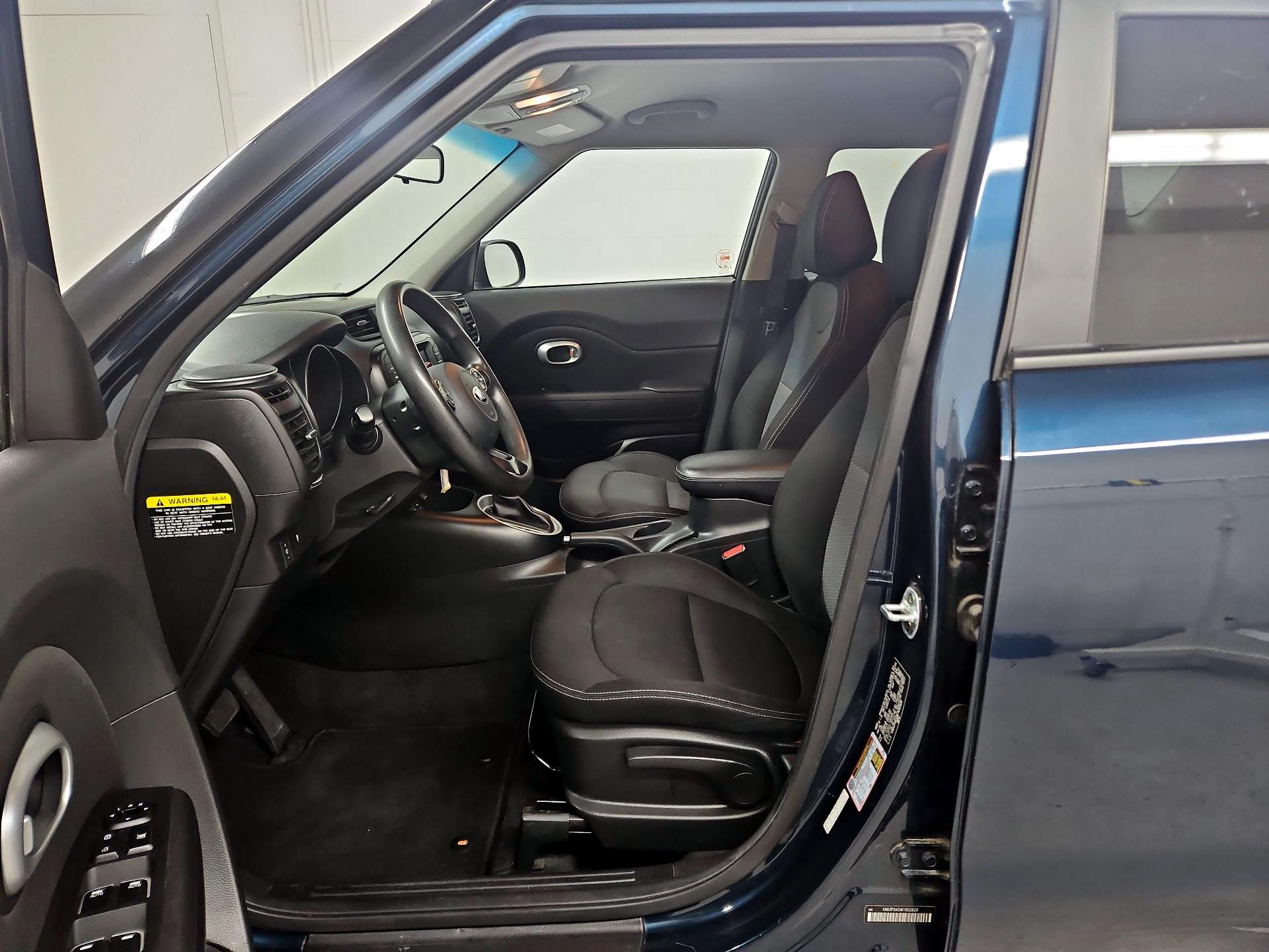 Thumbnail: 2019 Kia Soul - 11