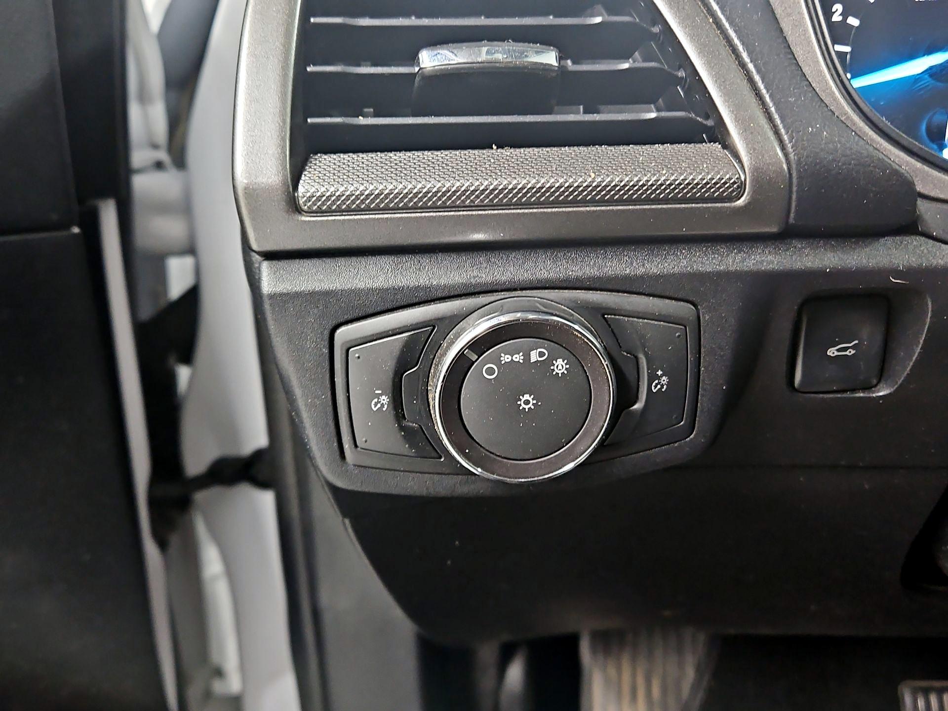 Thumbnail: 2018 Ford Fusion - 13