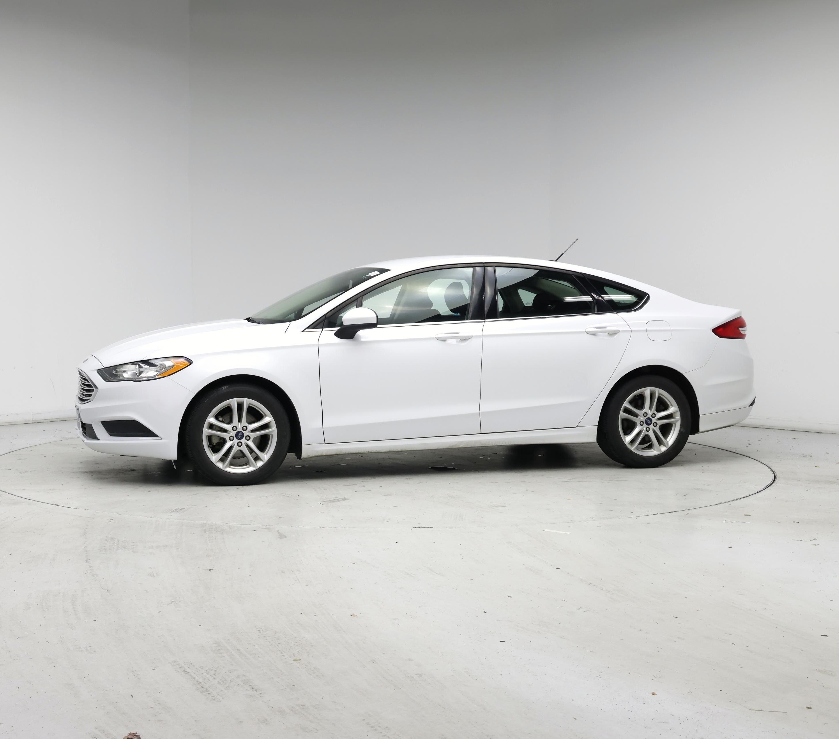 Thumbnail: 2018 Ford Fusion - 3