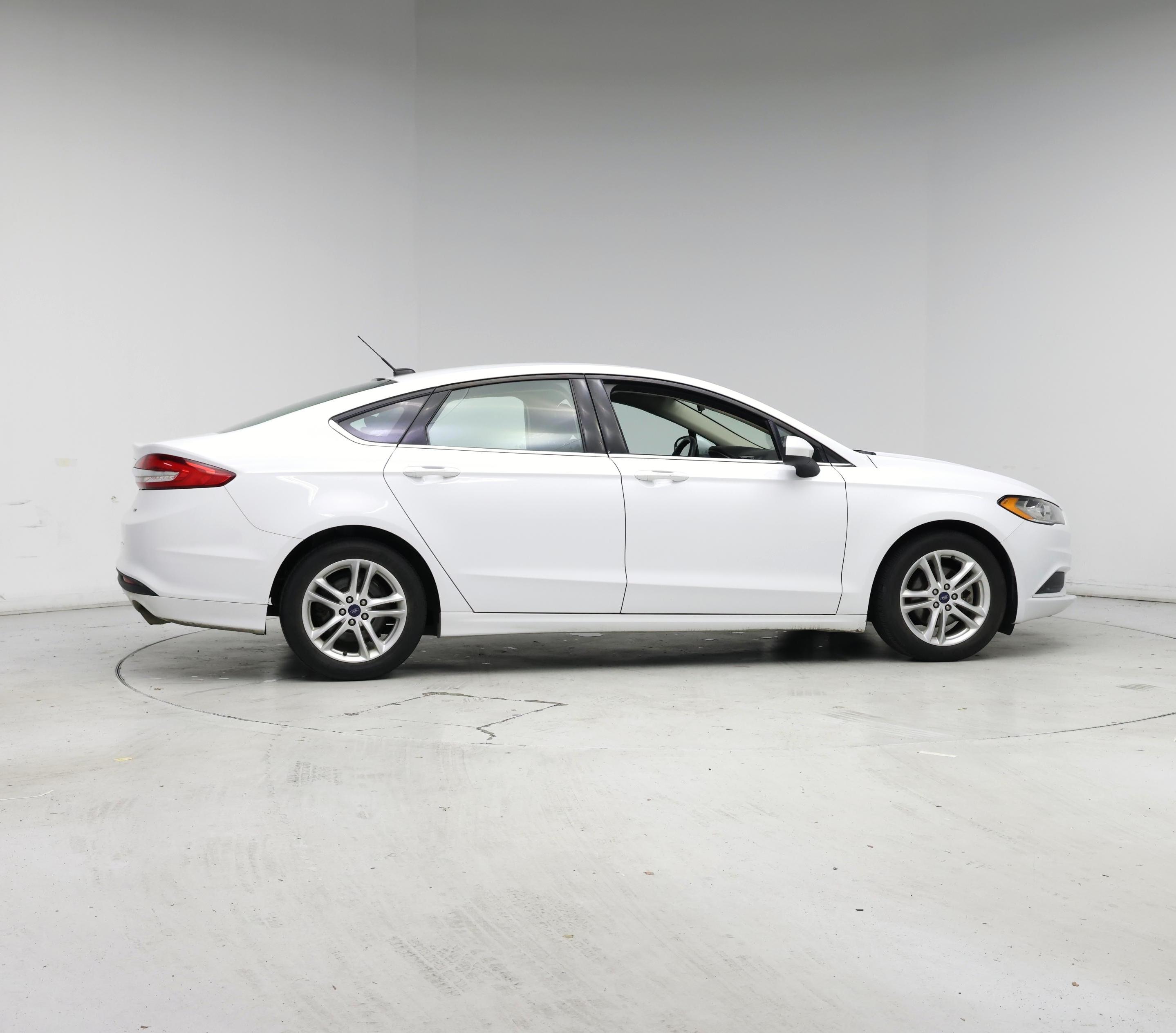 Thumbnail: 2018 Ford Fusion - 7