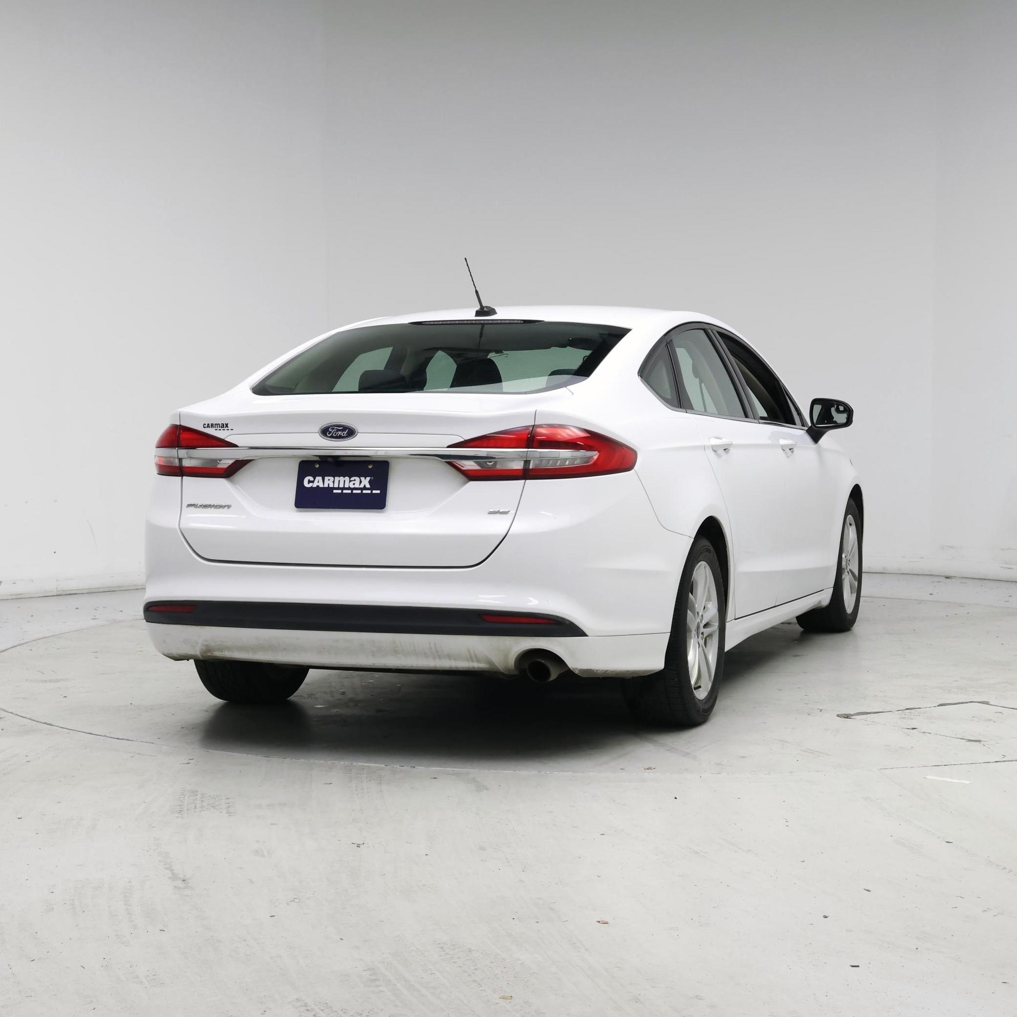 Thumbnail: 2018 Ford Fusion - 8