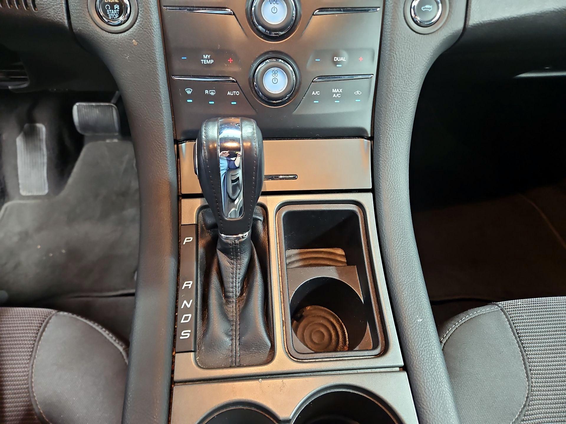 Thumbnail: 2019 Ford Taurus - 17