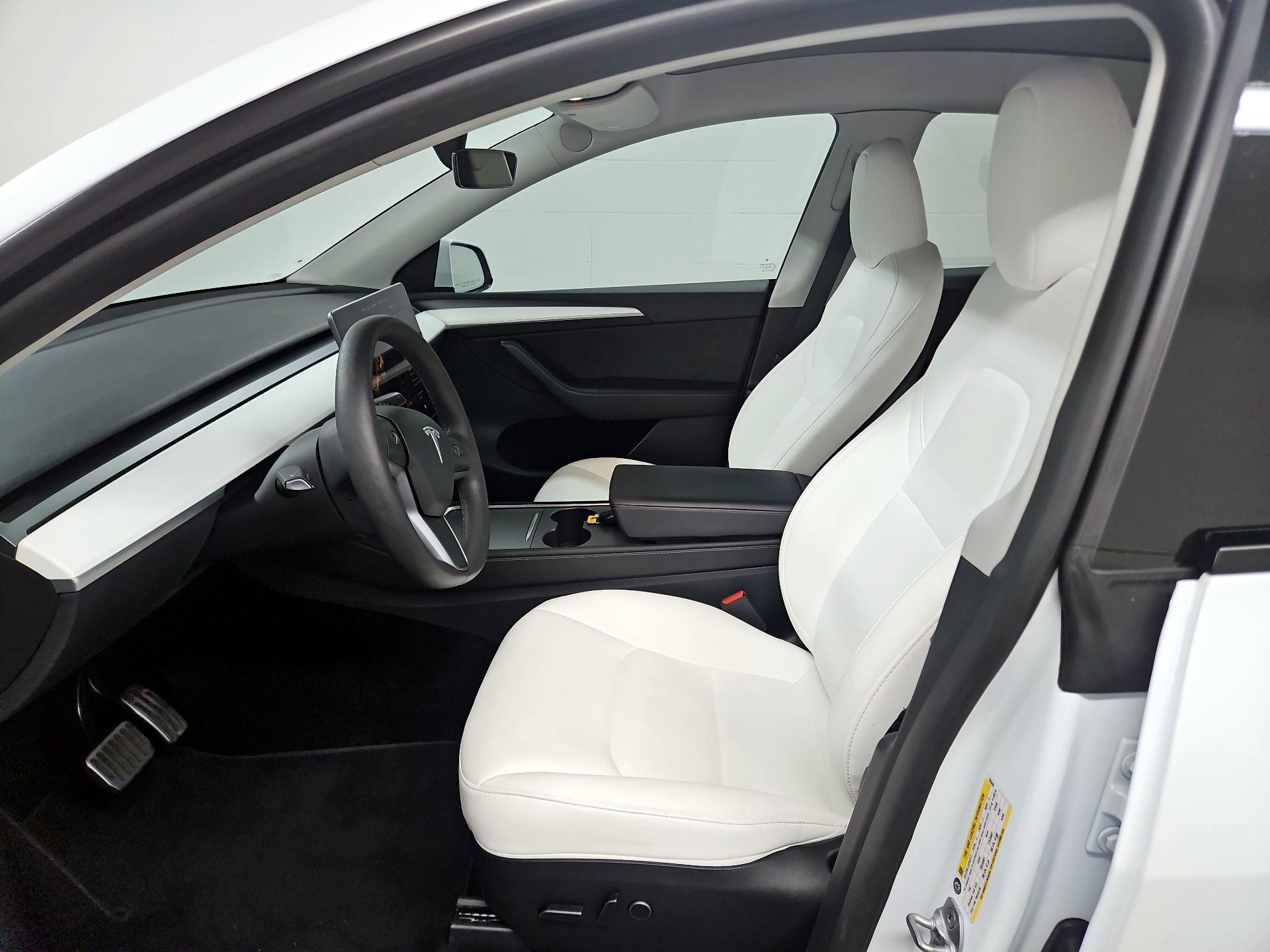 Thumbnail: 2023 Tesla Model Y - 11