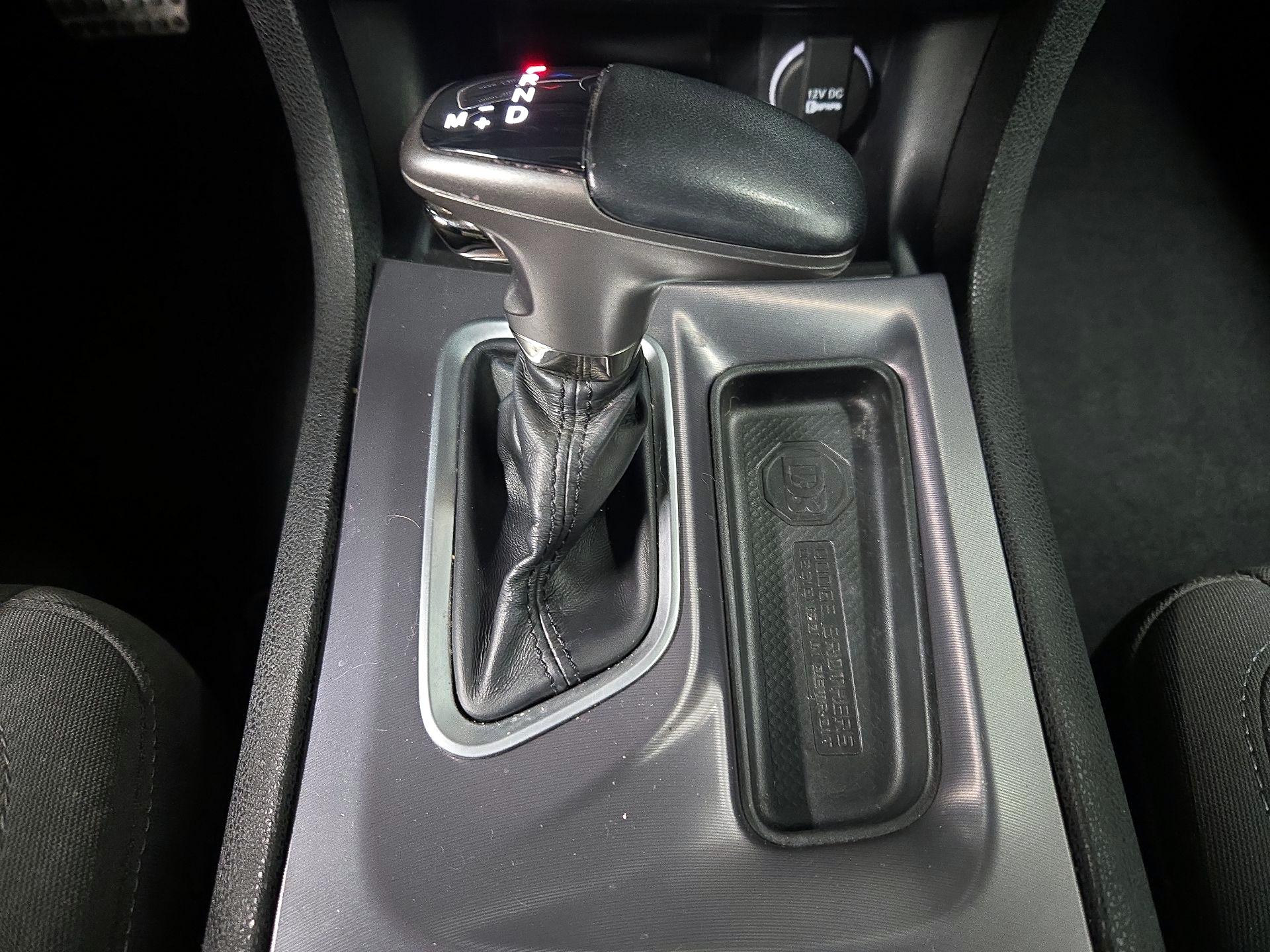 Thumbnail: 2020 Dodge Charger - 17