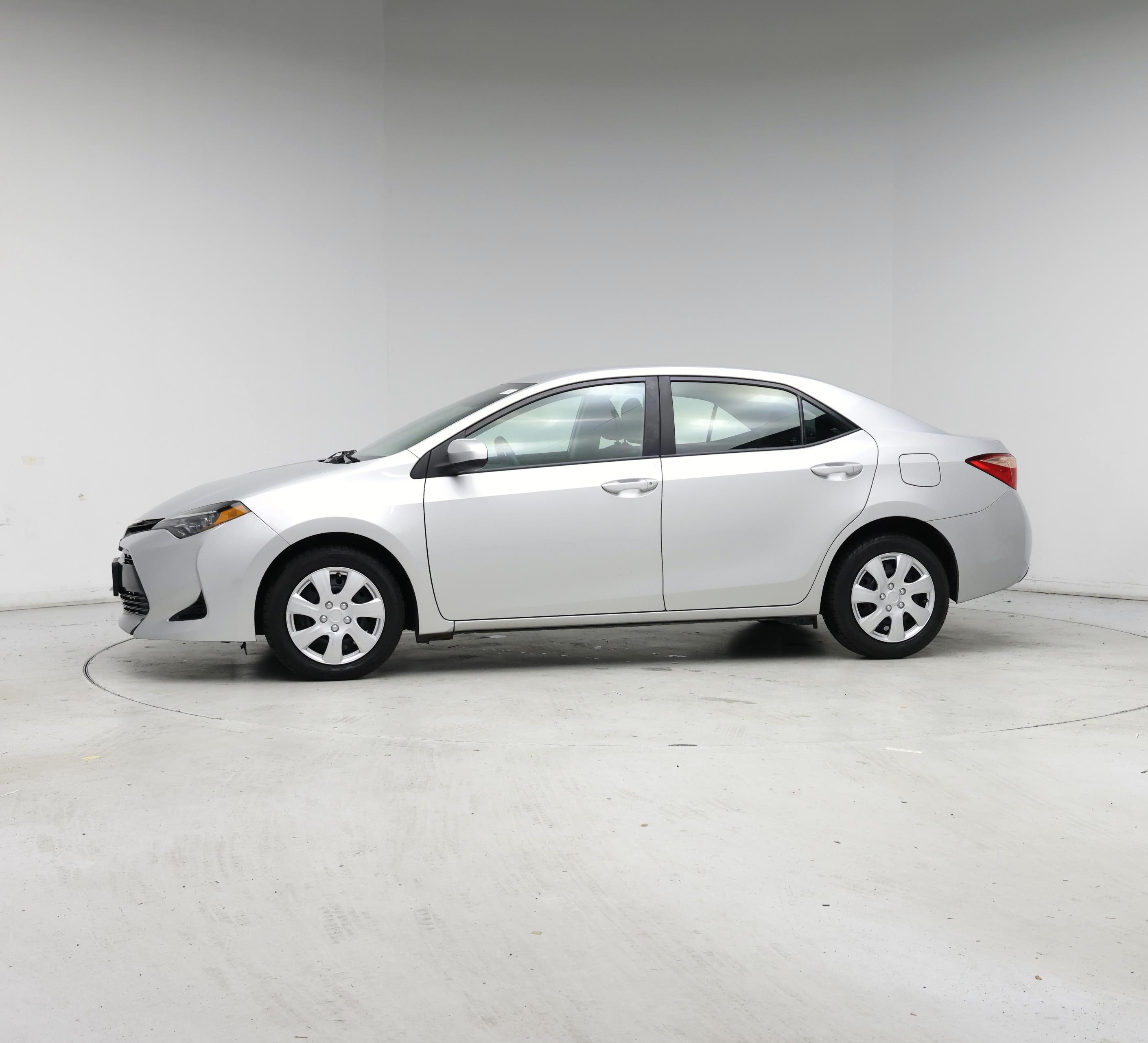 Thumbnail: 2019 Toyota Corolla - 3