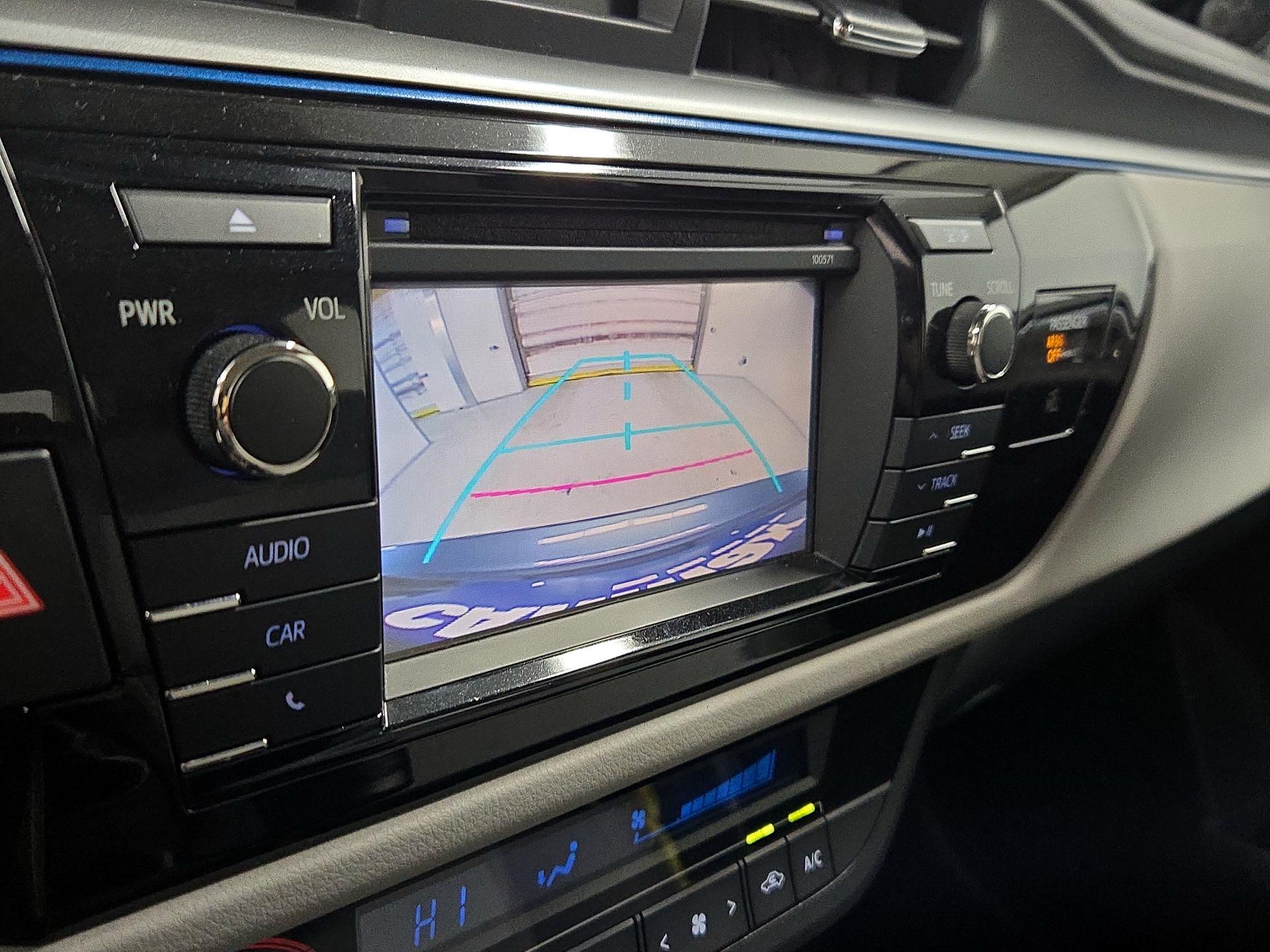 Thumbnail: 2016 Toyota Corolla - 14