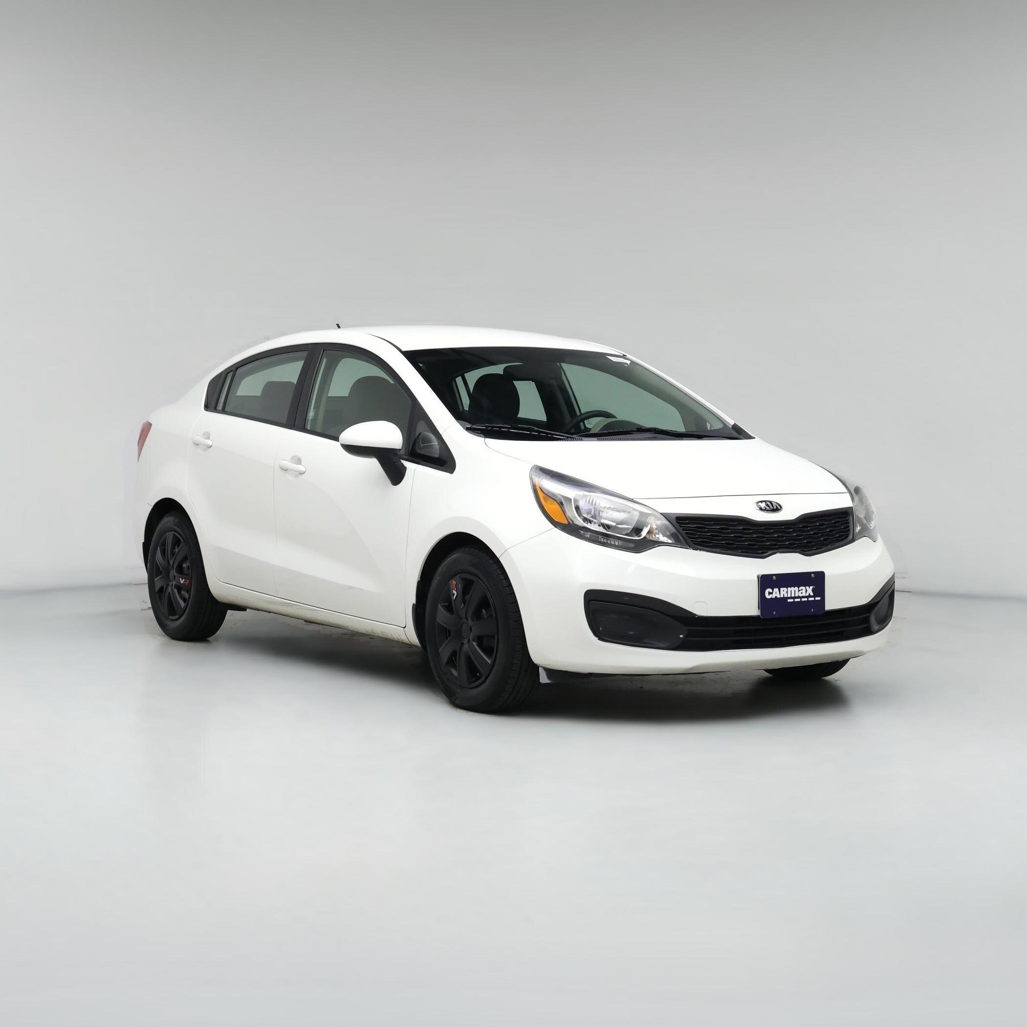 Thumbnail: 2015 Kia Rio - 1