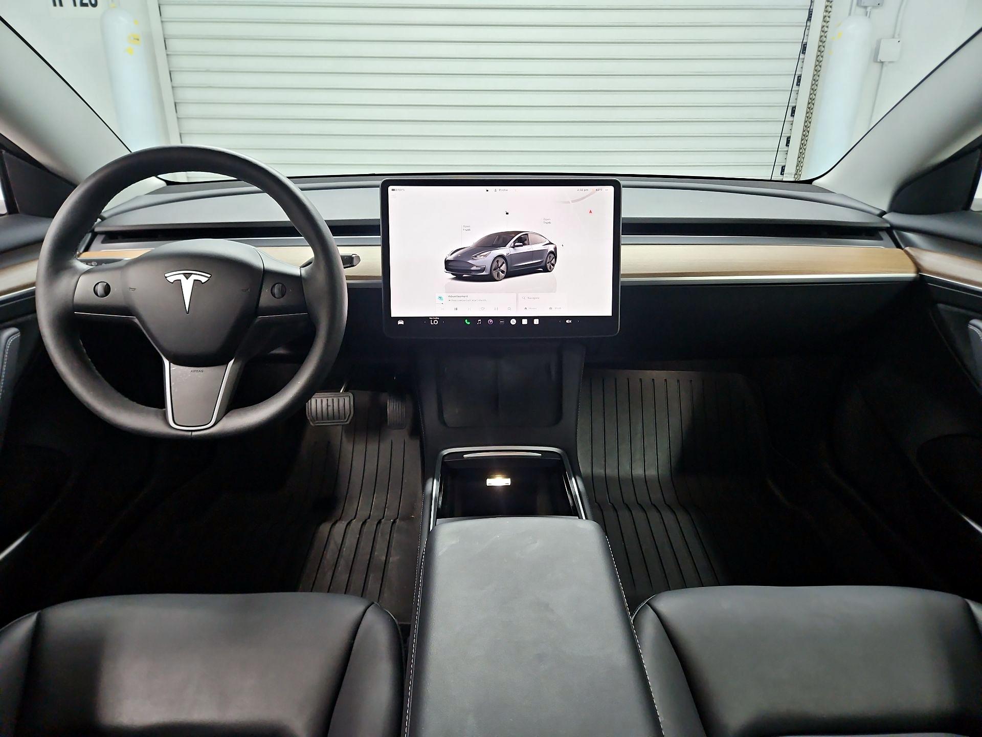 Thumbnail: 2023 Tesla Model 3 - 9