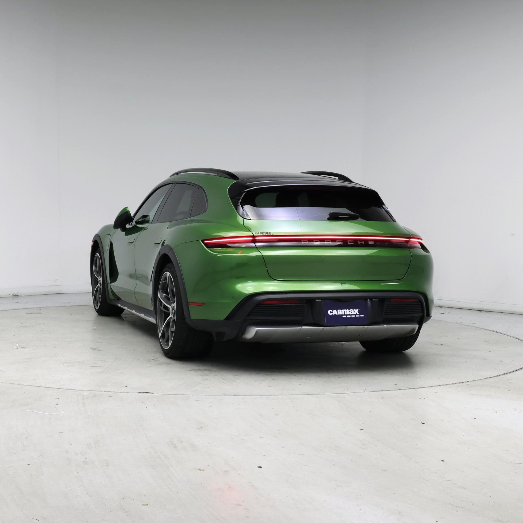 Thumbnail: 2023 Porsche Taycan - 6