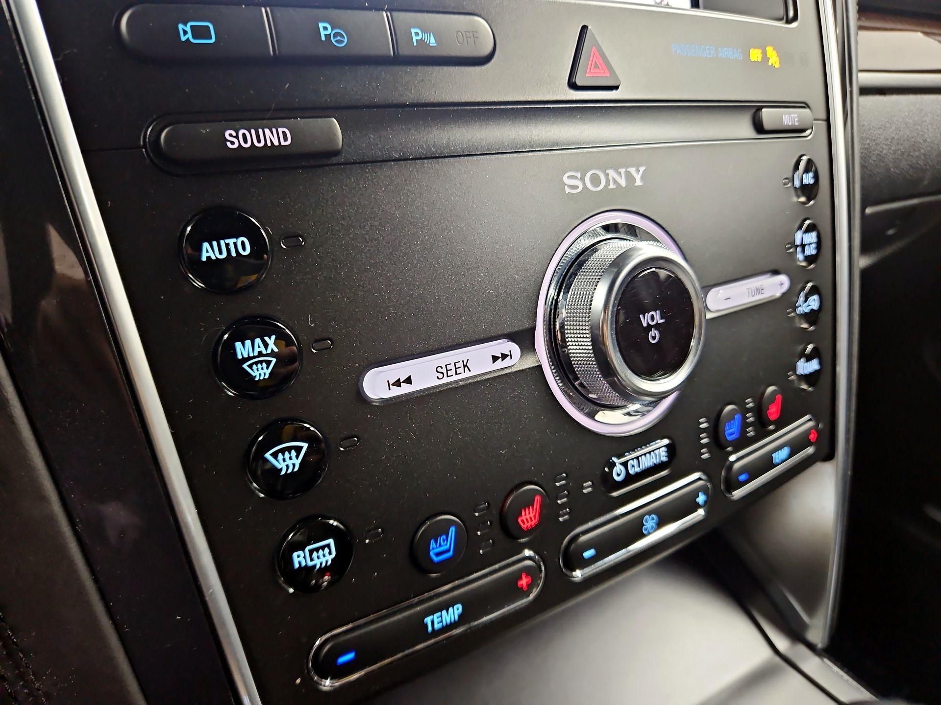 Thumbnail: 2019 Ford Explorer - 17