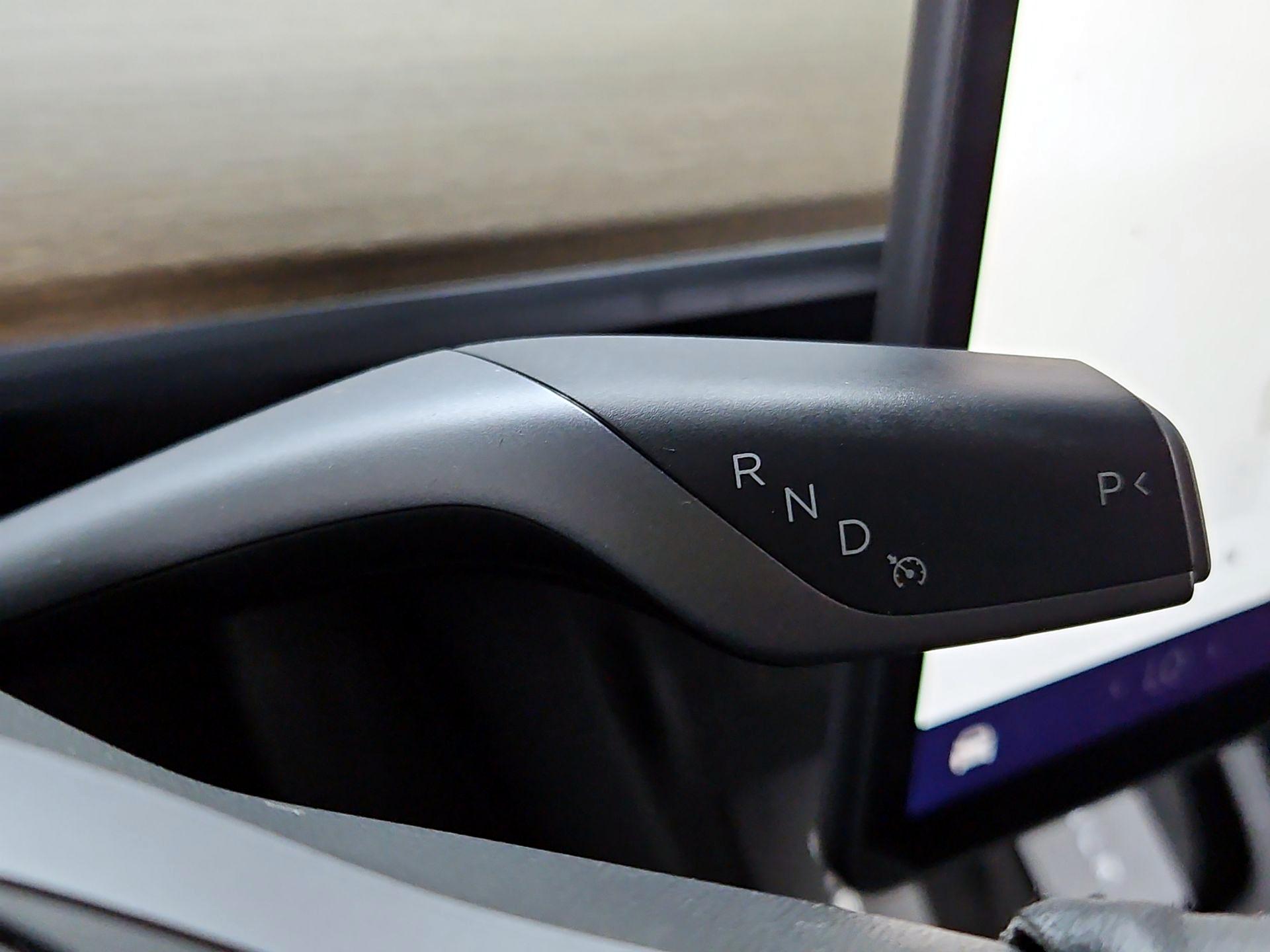 Thumbnail: 2022 Tesla Model Y - 17