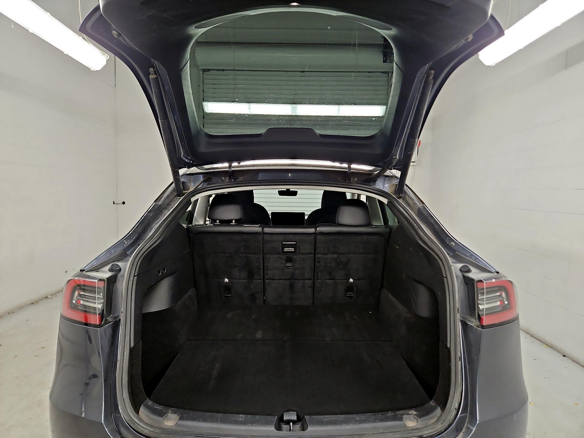 Thumbnail: 2022 Tesla Model Y - 20