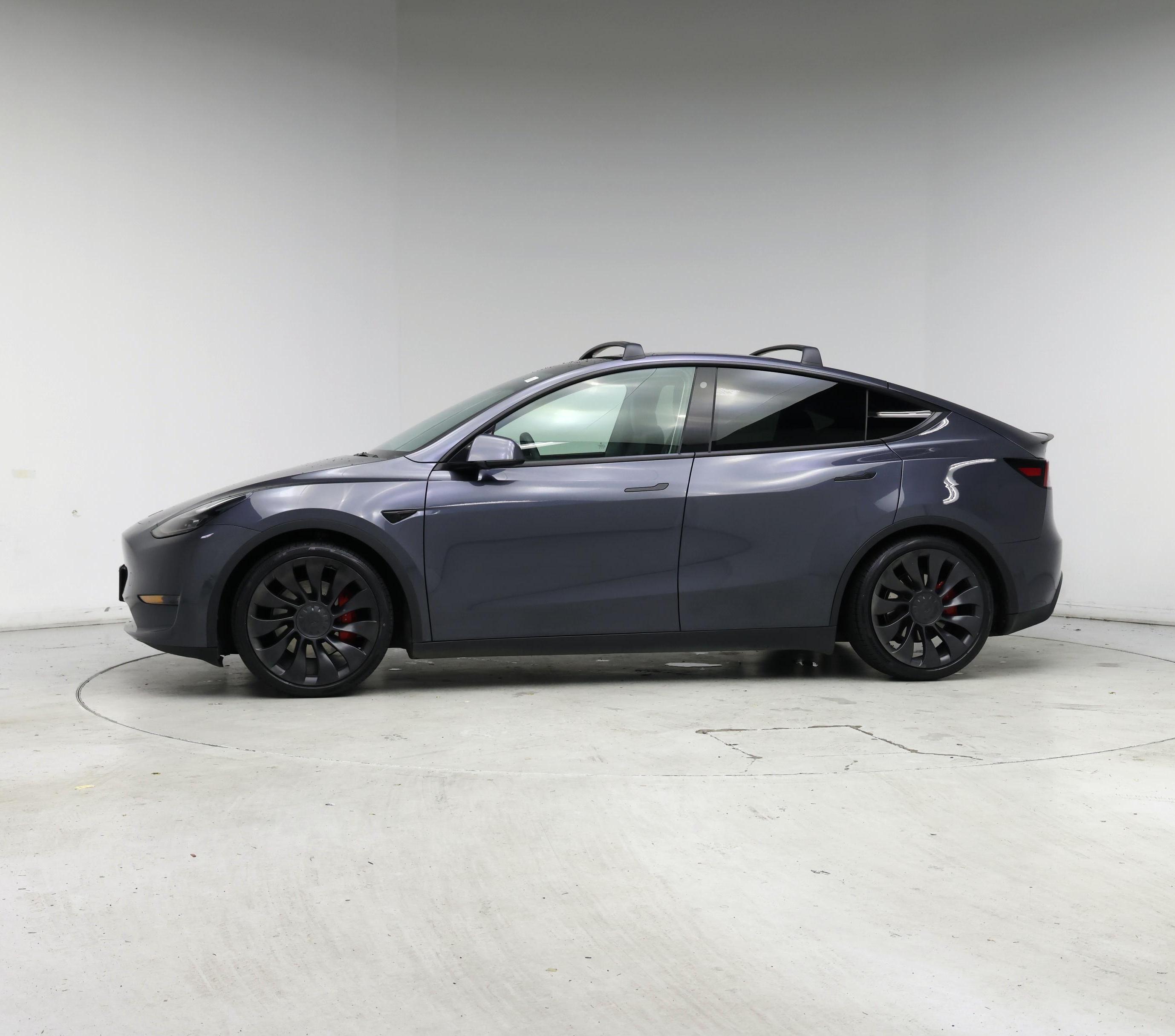Thumbnail: 2022 Tesla Model Y - 3