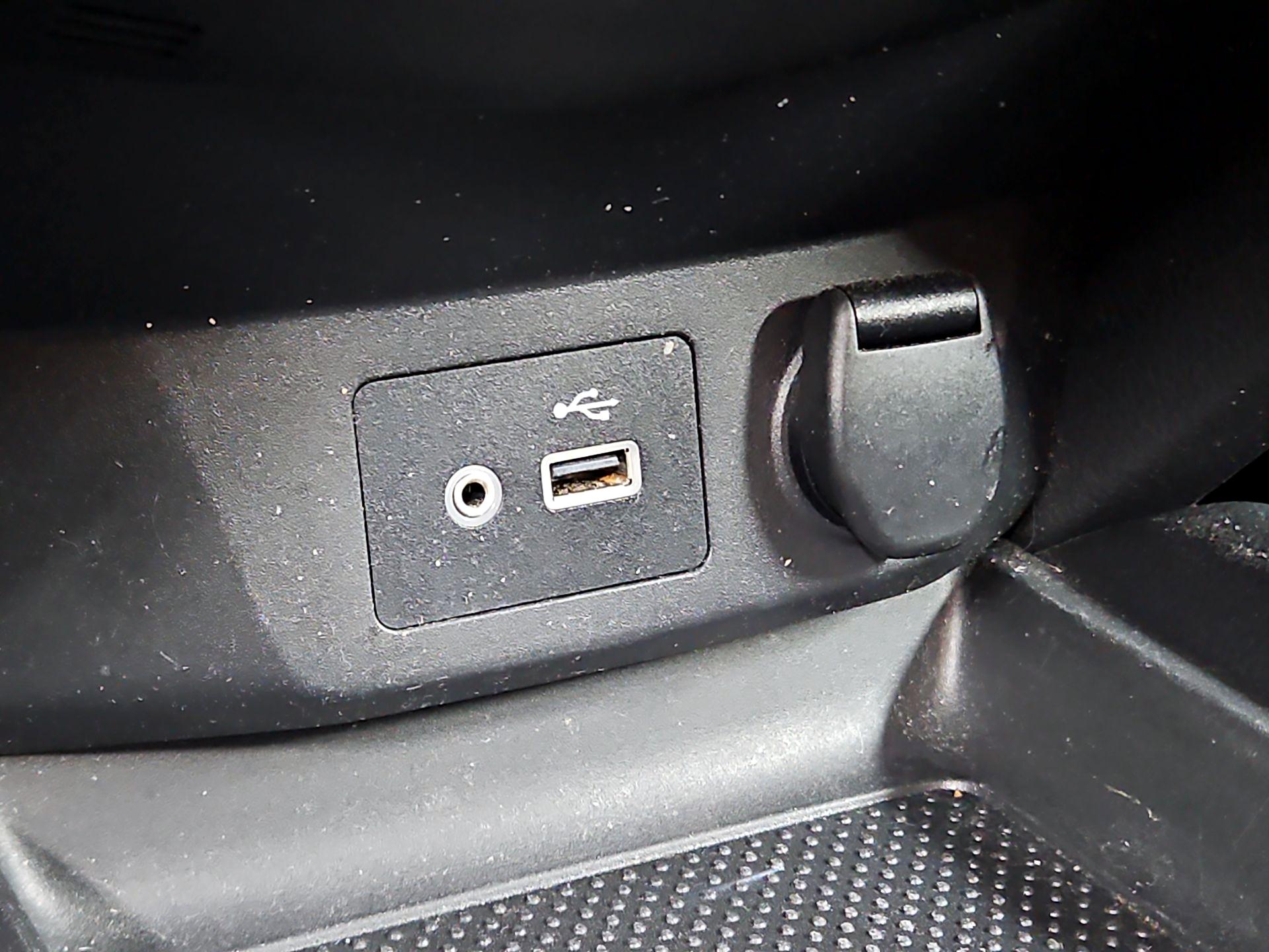 Thumbnail: 2019 Nissan Rogue - 18