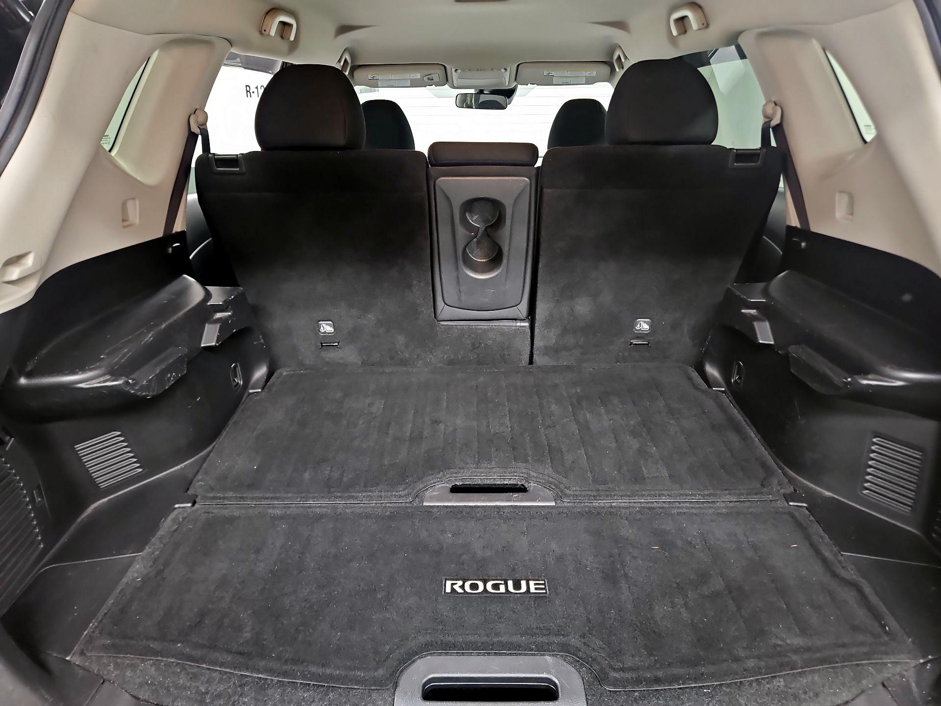 Thumbnail: 2019 Nissan Rogue - 20