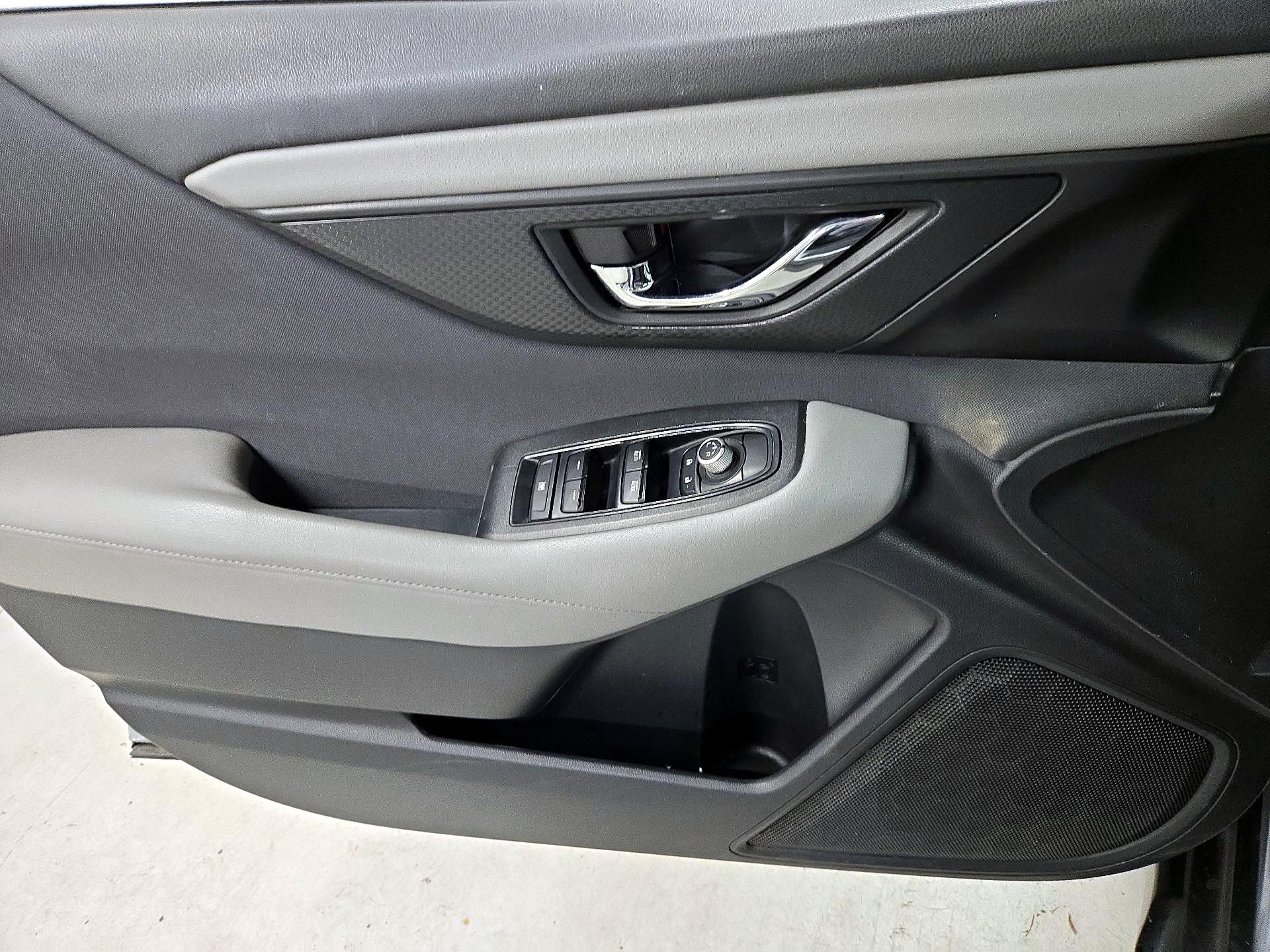 Thumbnail: 2020 Subaru Outback - 12