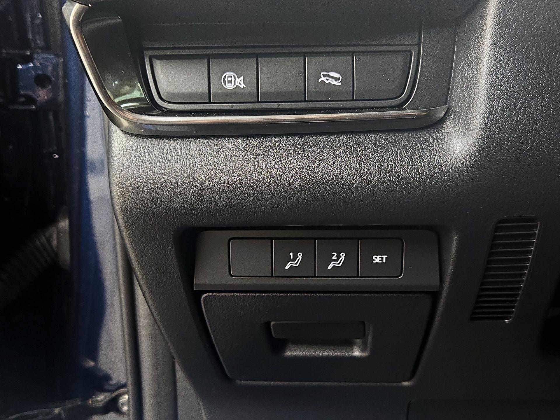 Thumbnail: 2025 Mazda CX-30 - 13