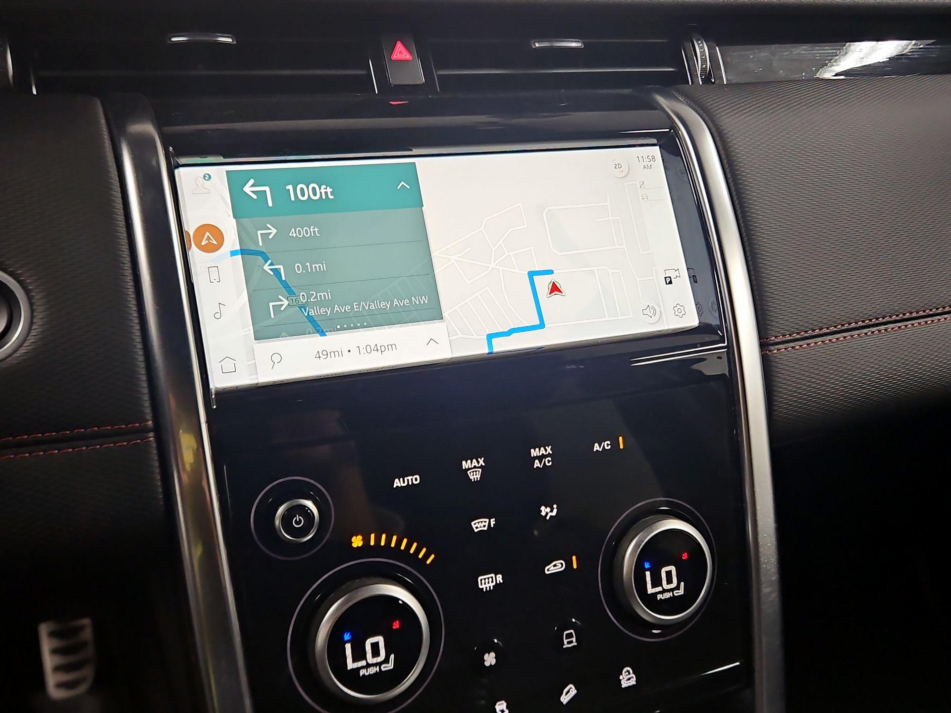 Thumbnail: 2022 Land Rover Discovery Sport - 14