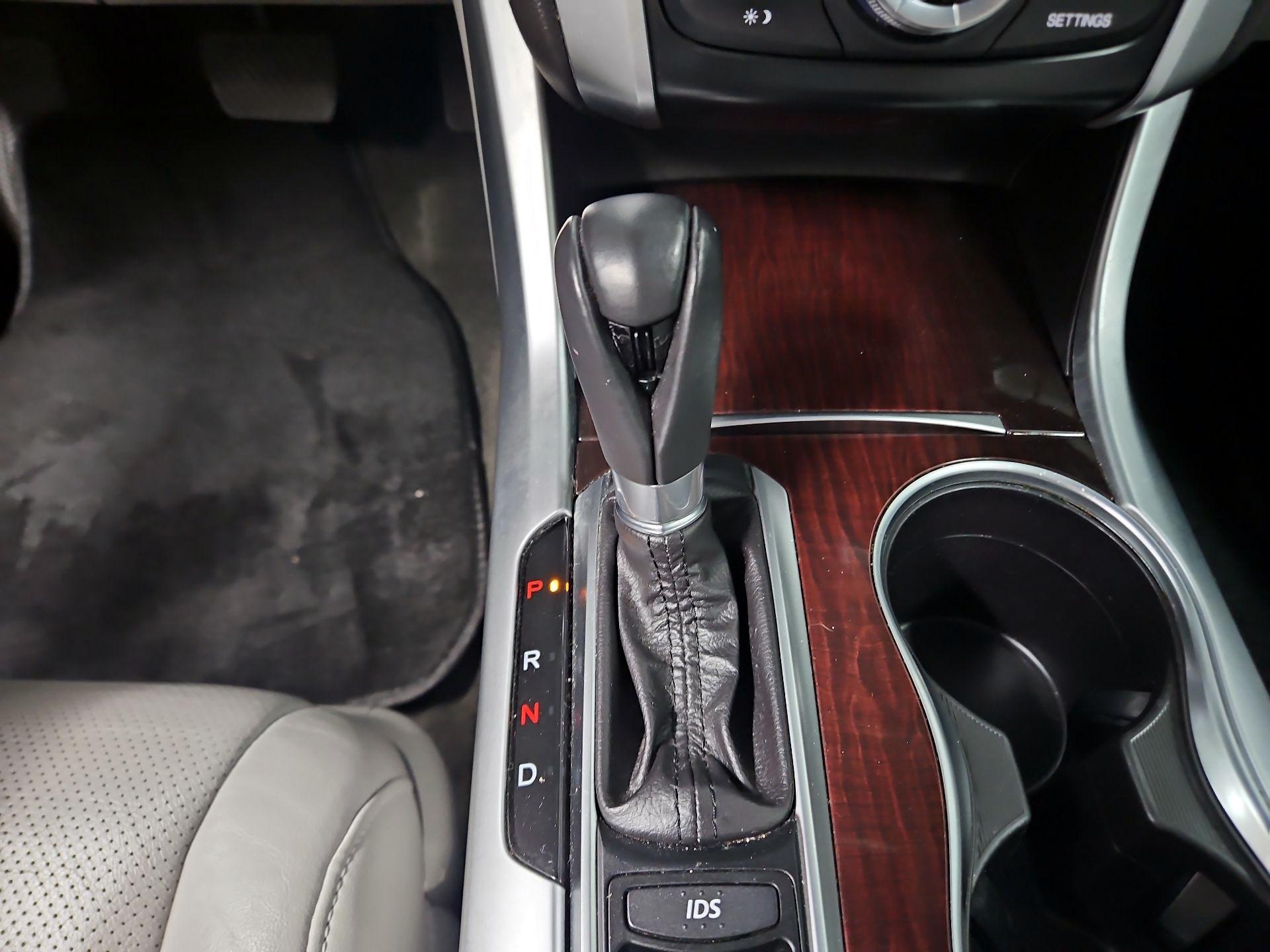 Thumbnail: 2015 Acura TLX - 16