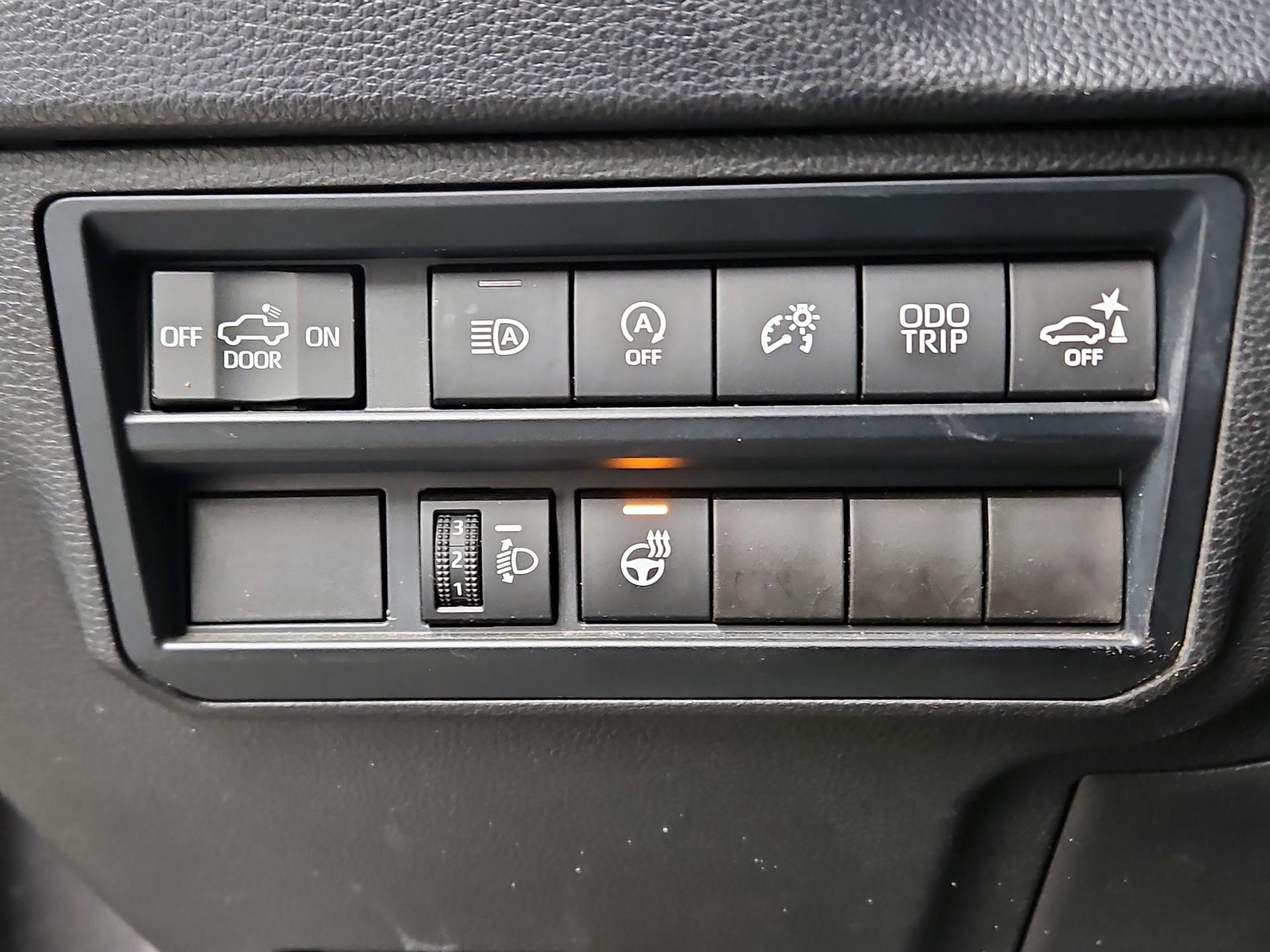 Thumbnail: 2022 Toyota Tundra - 13