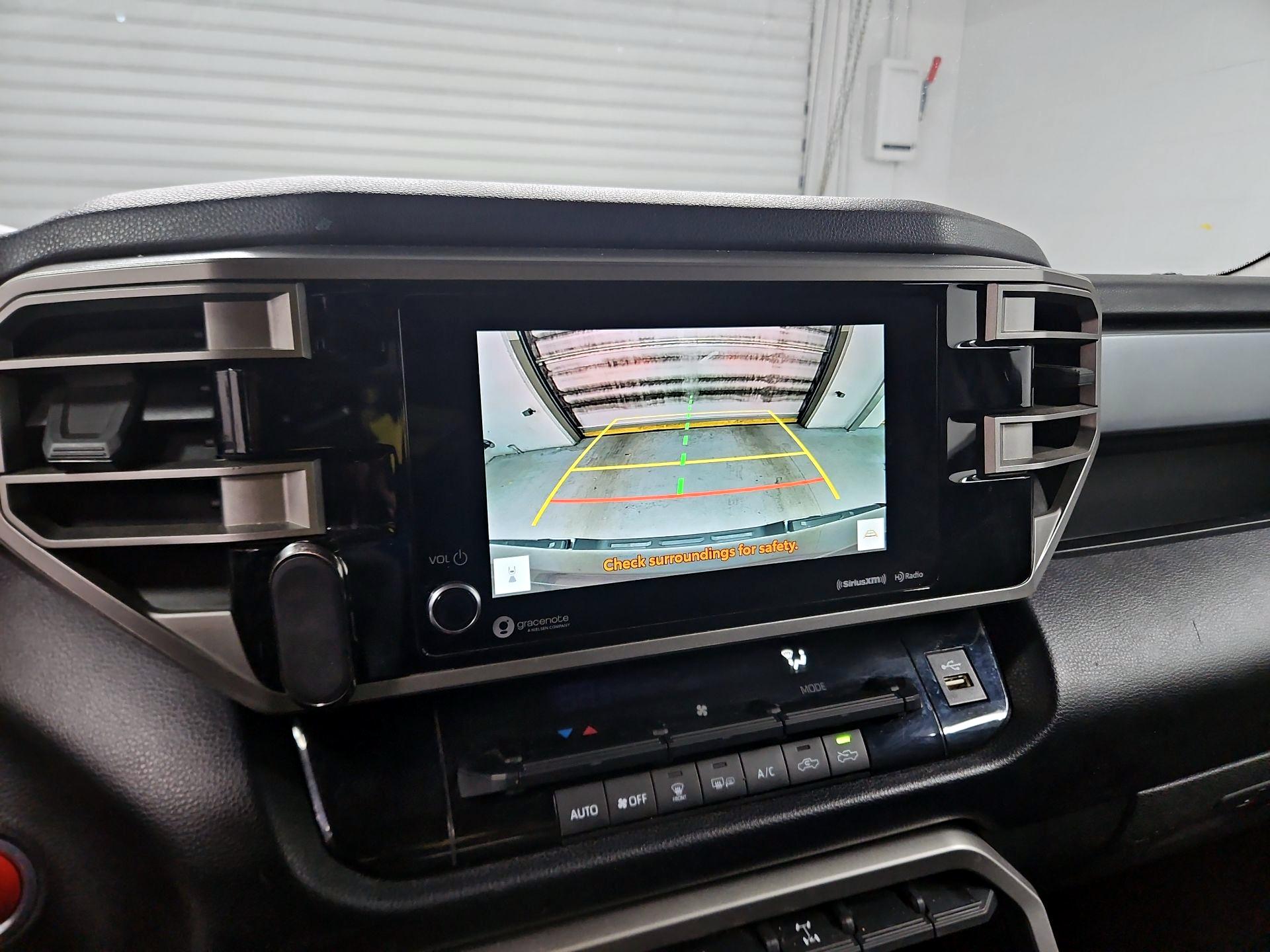 Thumbnail: 2022 Toyota Tundra - 14