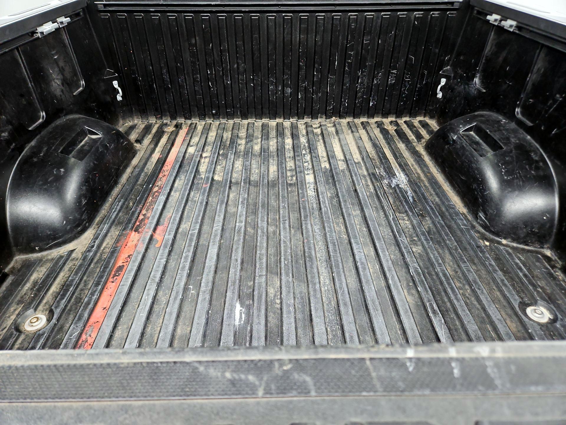 Thumbnail: 2022 Toyota Tundra - 20