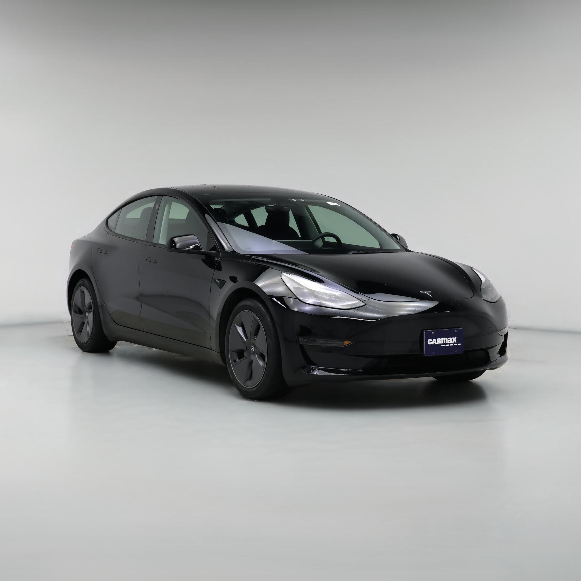 Thumbnail: 2023 Tesla Model 3 - 1