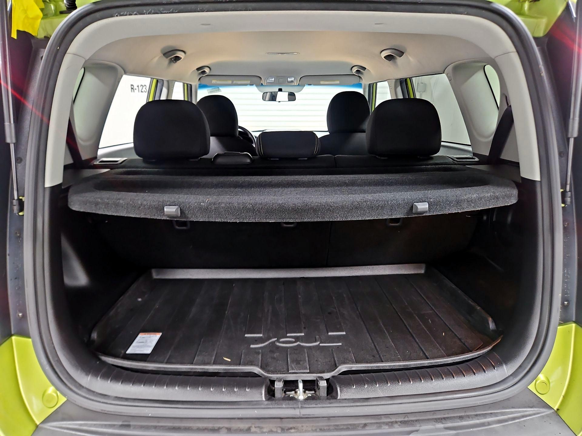 Thumbnail: 2015 Kia Soul - 19