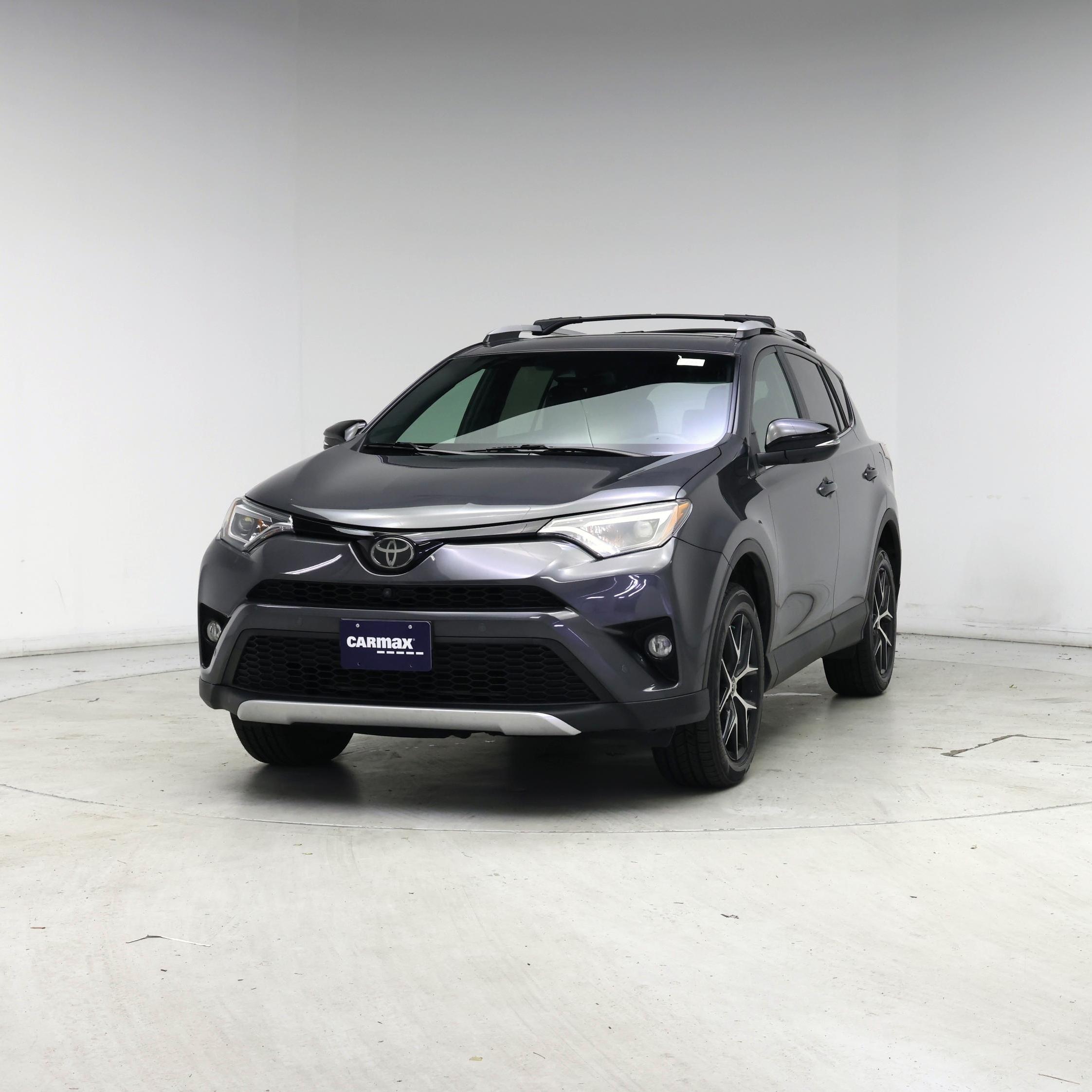 Thumbnail: 2016 Toyota RAV4 - 4