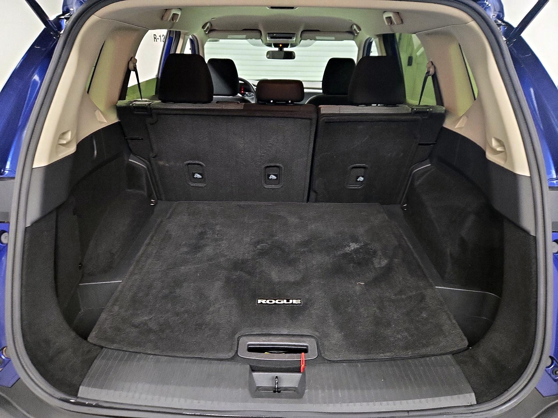 Thumbnail: 2023 Nissan Rogue - 20