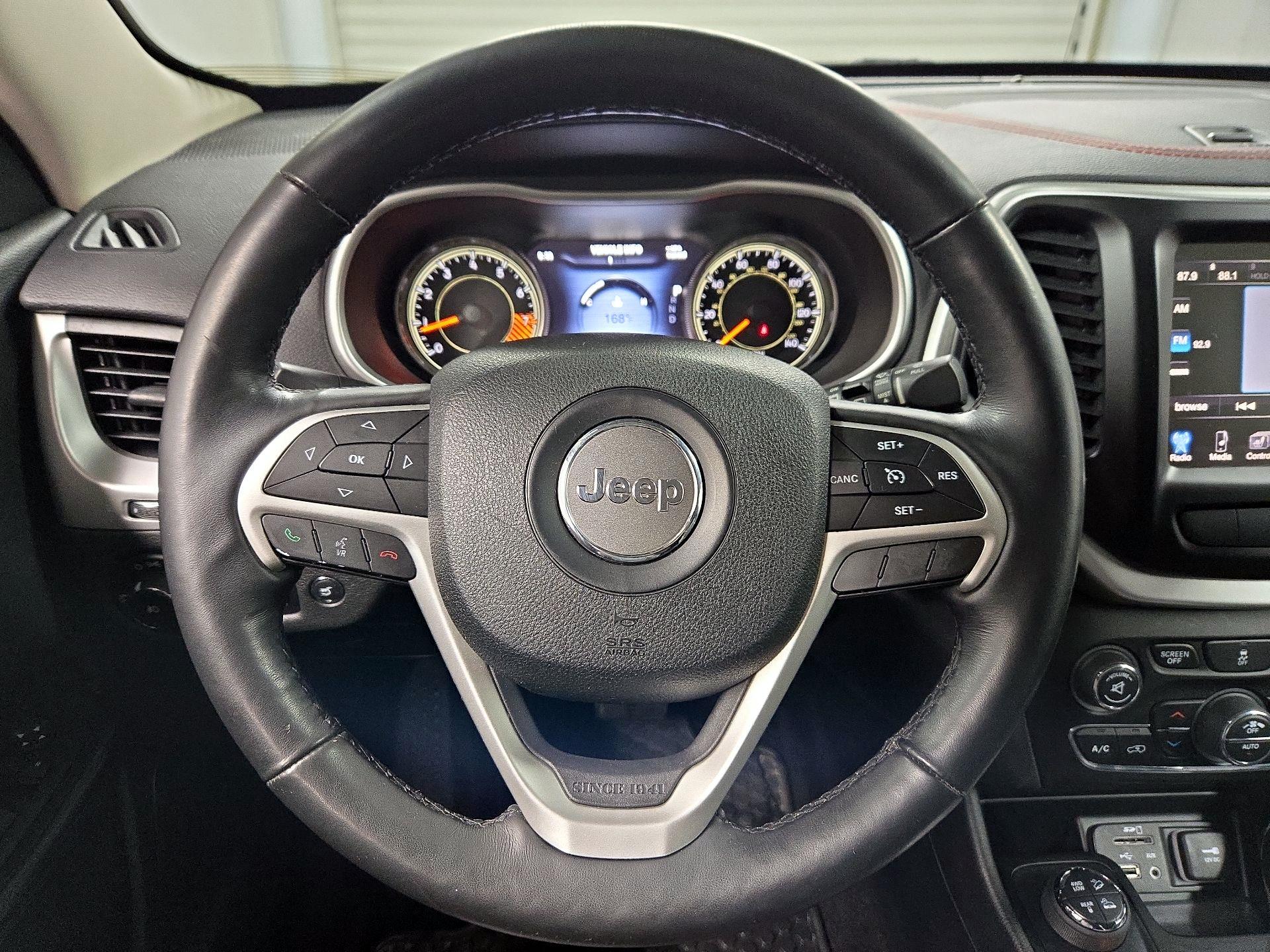 Thumbnail: 2014 Jeep Cherokee - 10