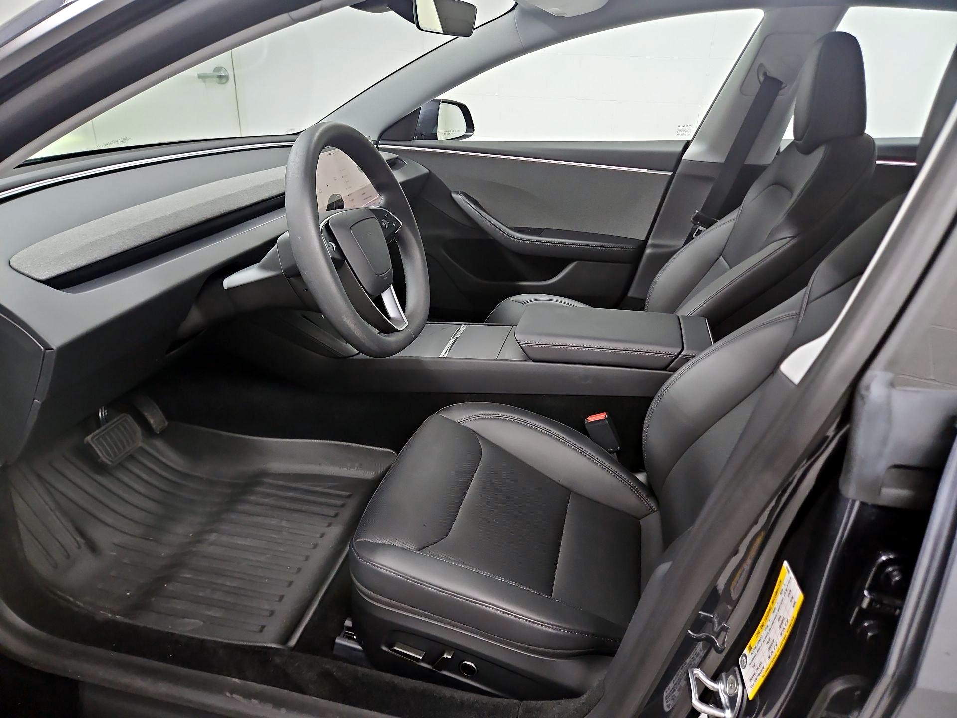 Thumbnail: 2025 Tesla Model 3 - 11