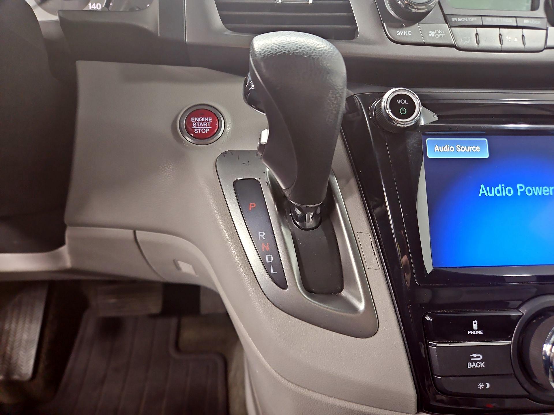 Thumbnail: 2015 Honda Odyssey - 17