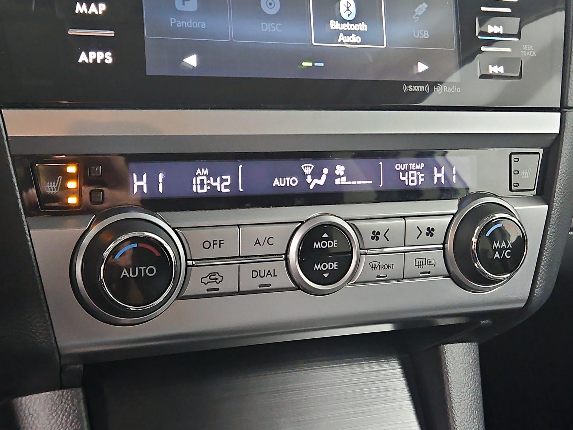 Thumbnail: 2016 Subaru Outback - 16