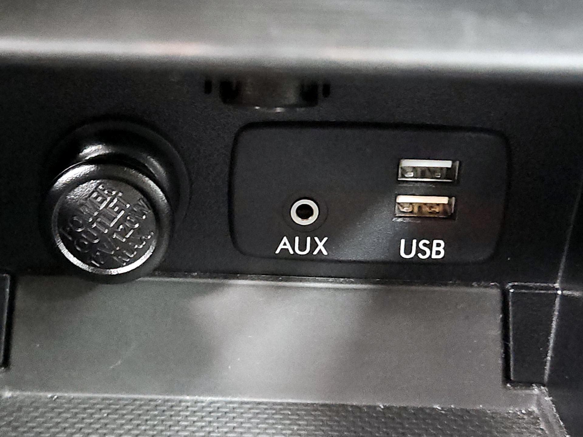 Thumbnail: 2016 Subaru Outback - 18