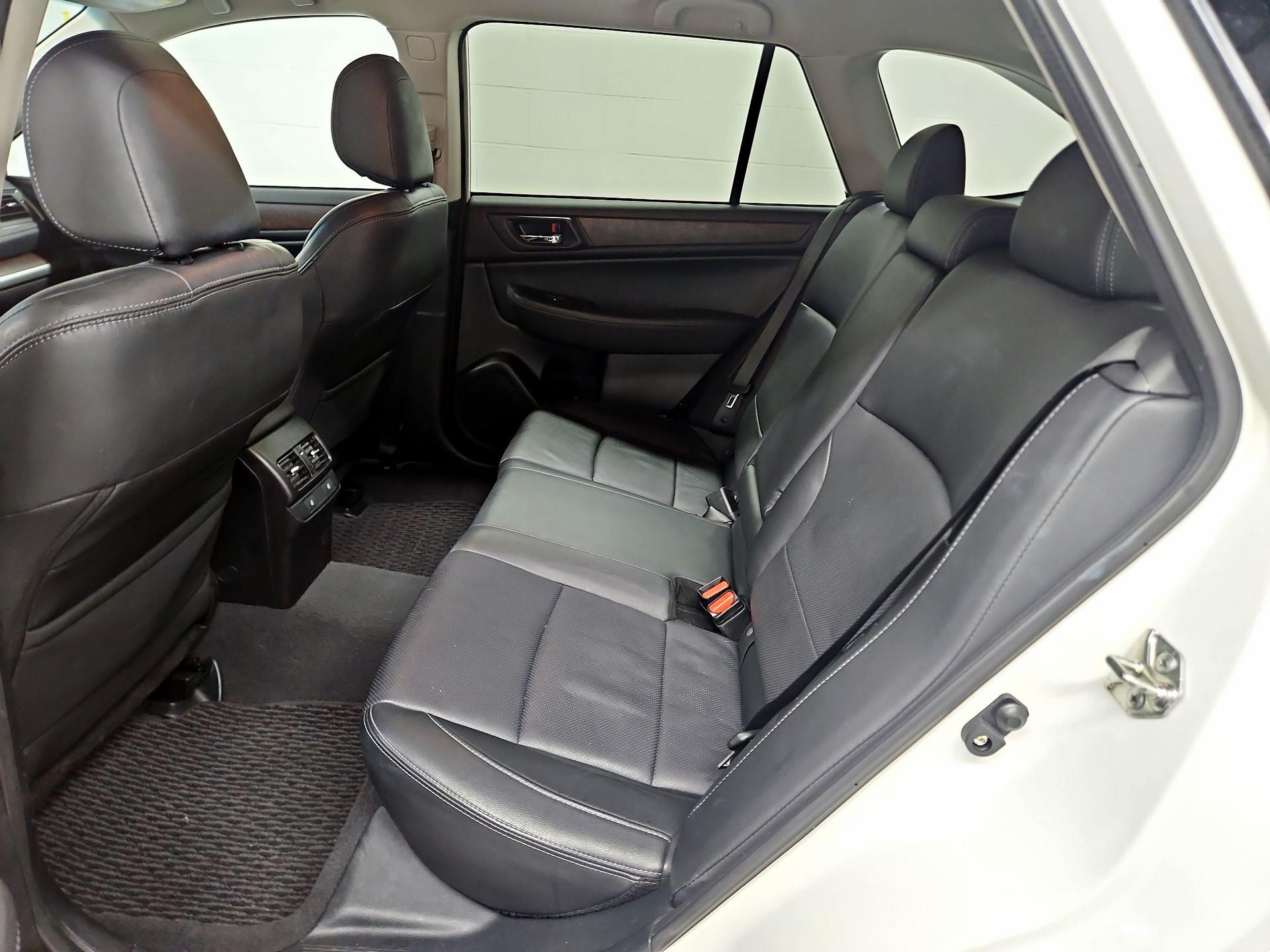 Thumbnail: 2016 Subaru Outback - 20