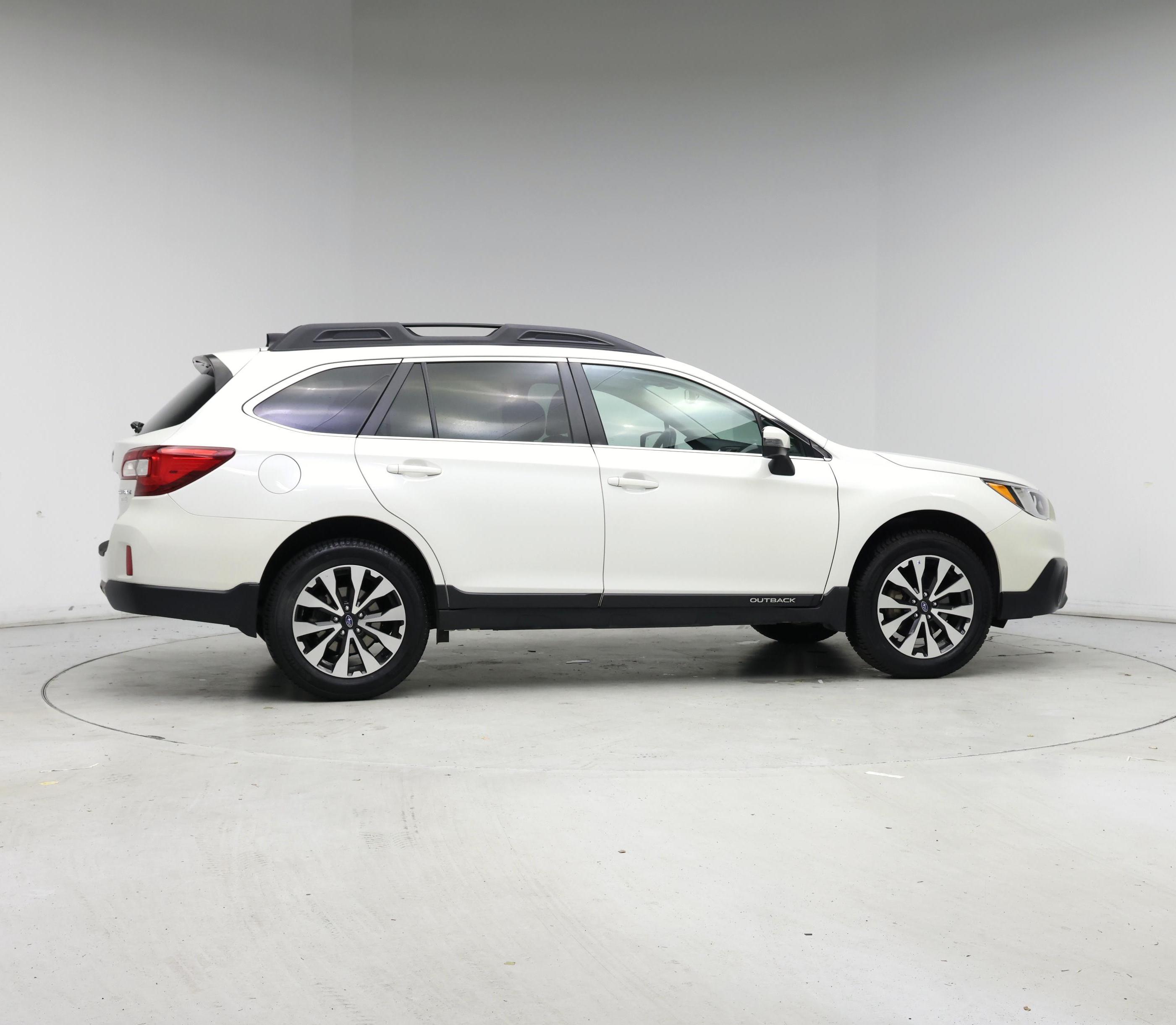 Thumbnail: 2016 Subaru Outback - 7