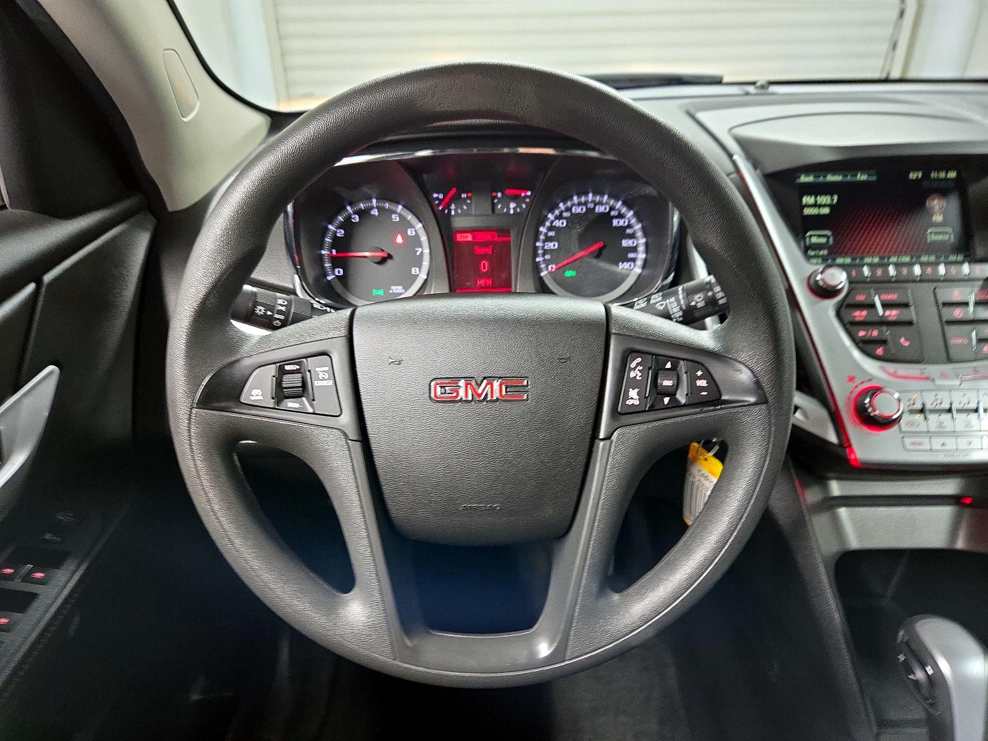 Thumbnail: 2015 GMC Terrain - 10