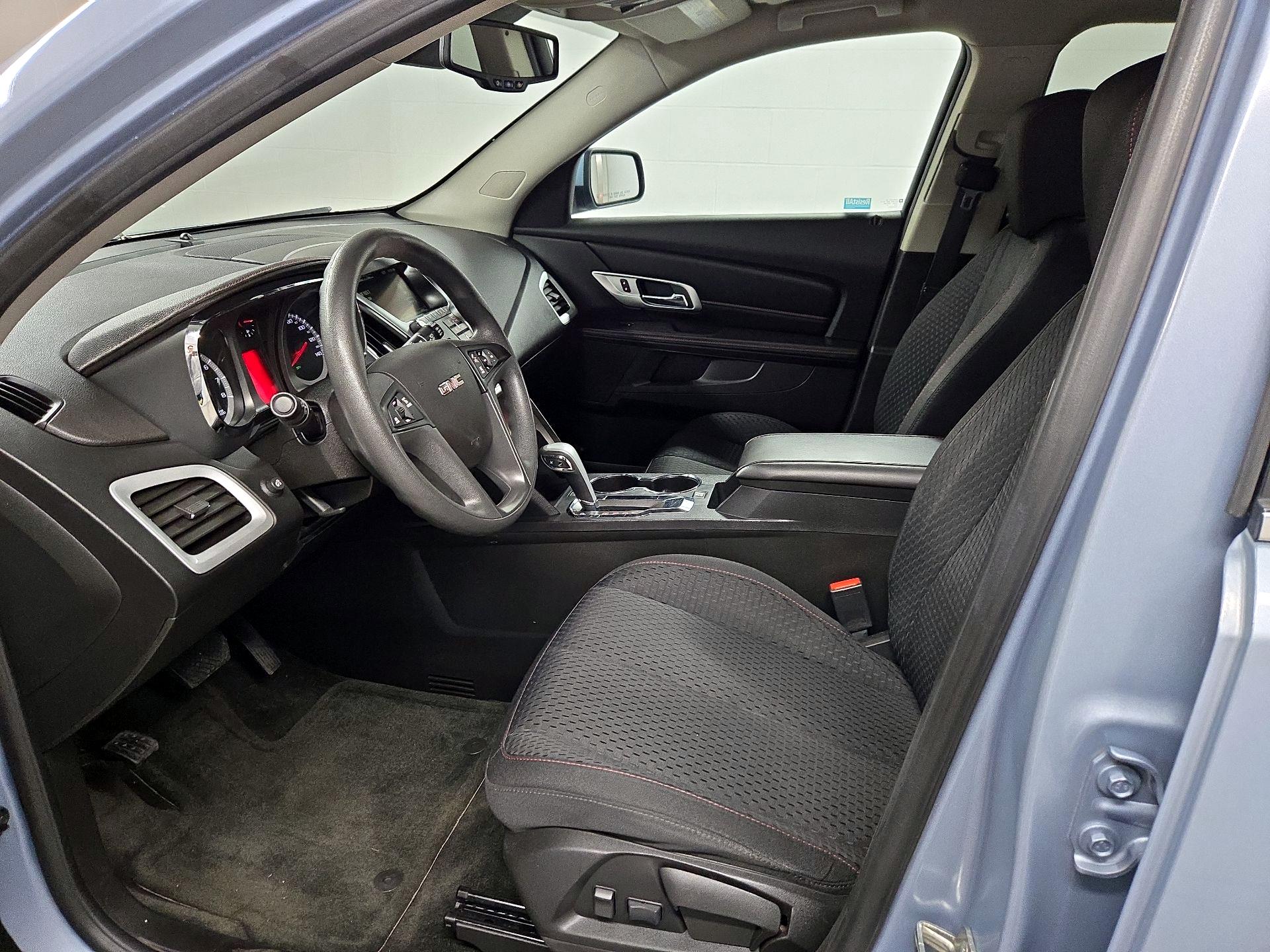 Thumbnail: 2015 GMC Terrain - 11