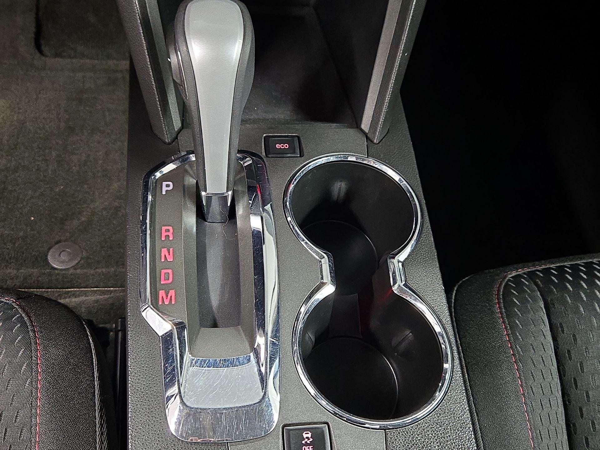 Thumbnail: 2015 GMC Terrain - 17