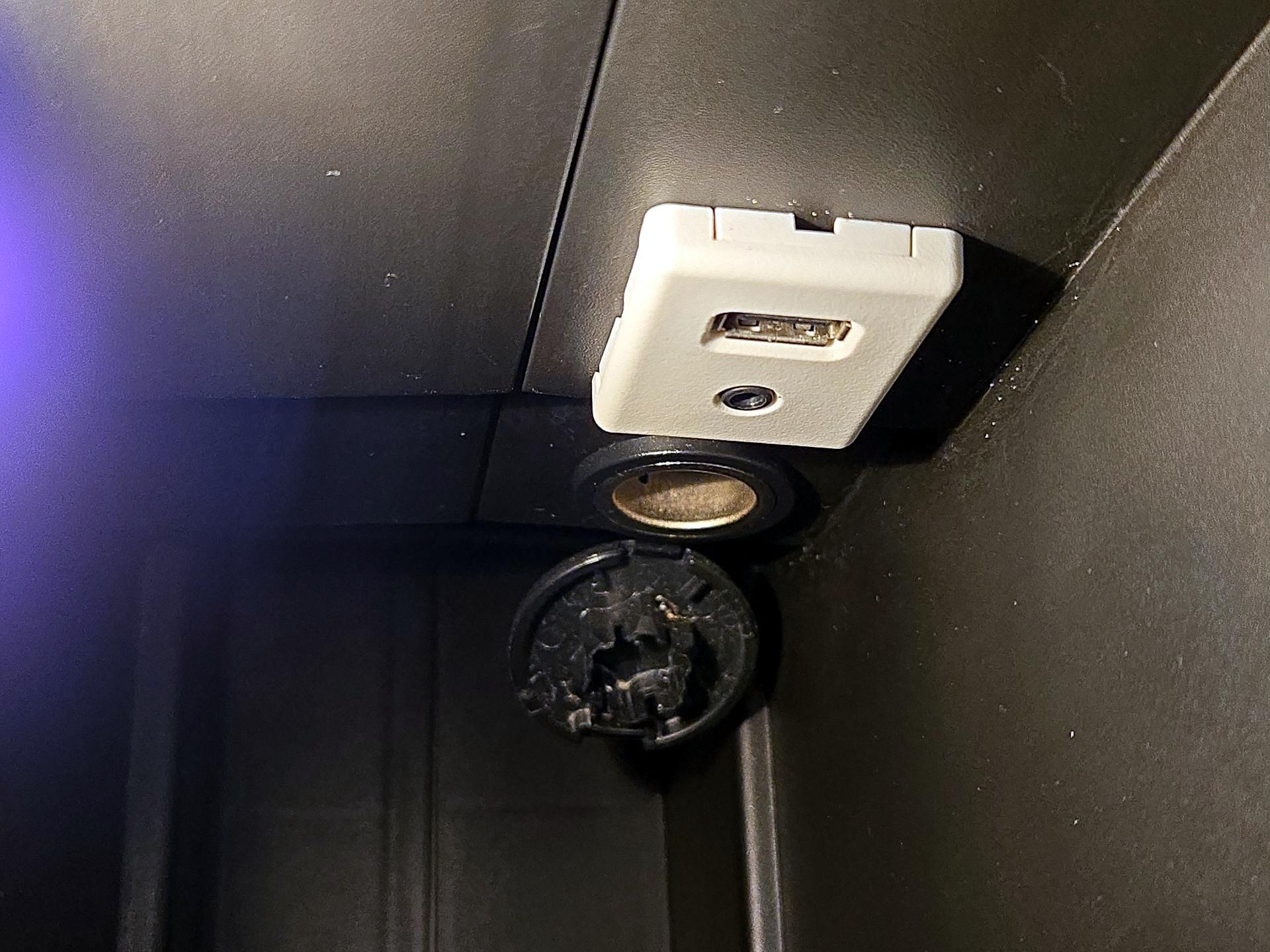 Thumbnail: 2015 GMC Terrain - 18