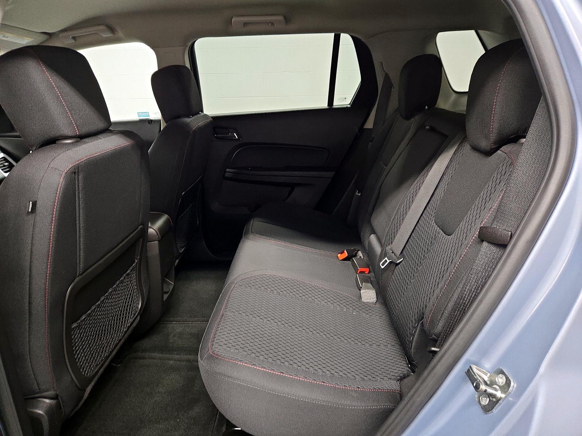 Thumbnail: 2015 GMC Terrain - 19