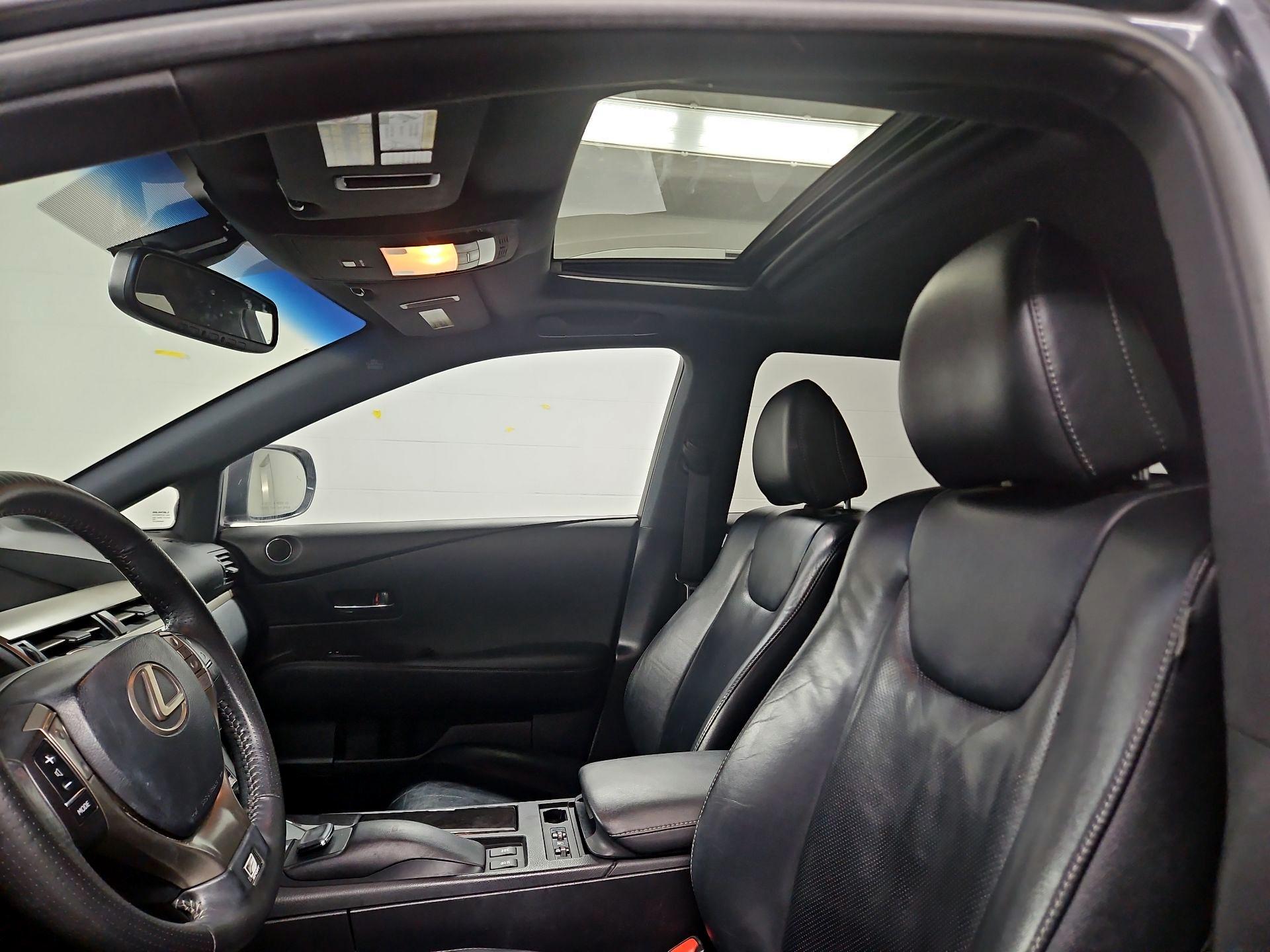 Thumbnail: 2015 Lexus RX - 18