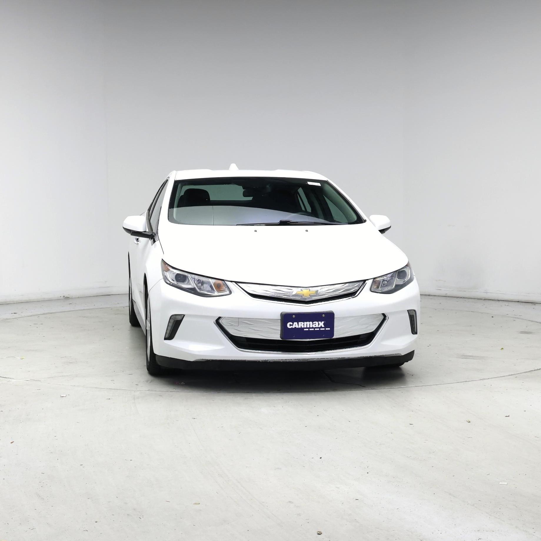 Thumbnail: 2017 Chevrolet Volt - 5