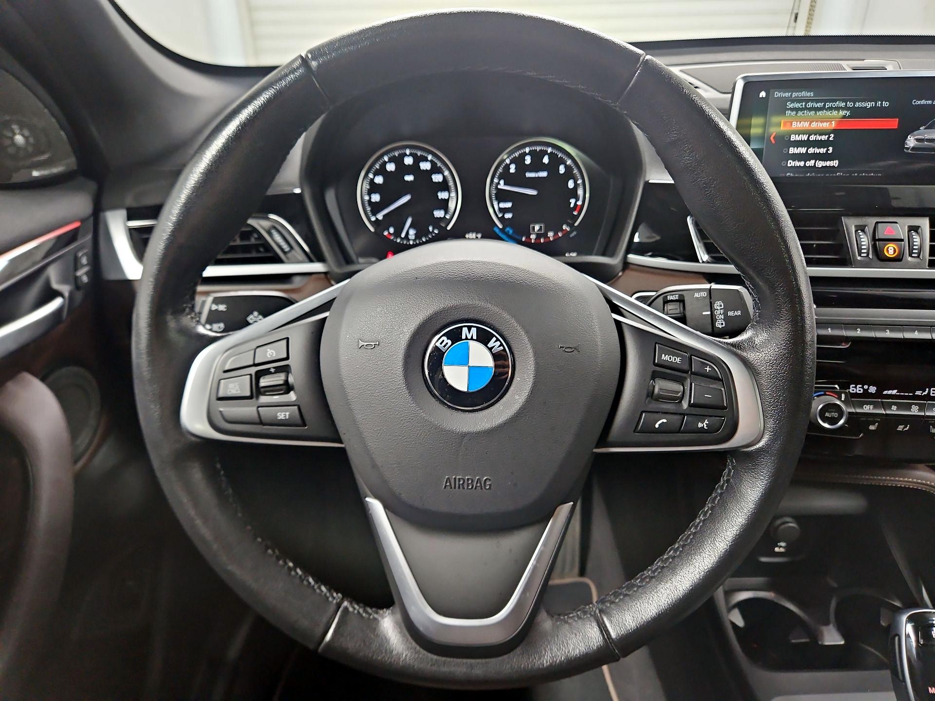 Thumbnail: 2020 BMW X1 - 10