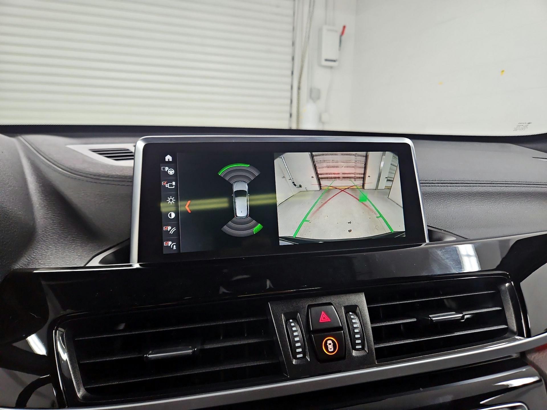 Thumbnail: 2020 BMW X1 - 15