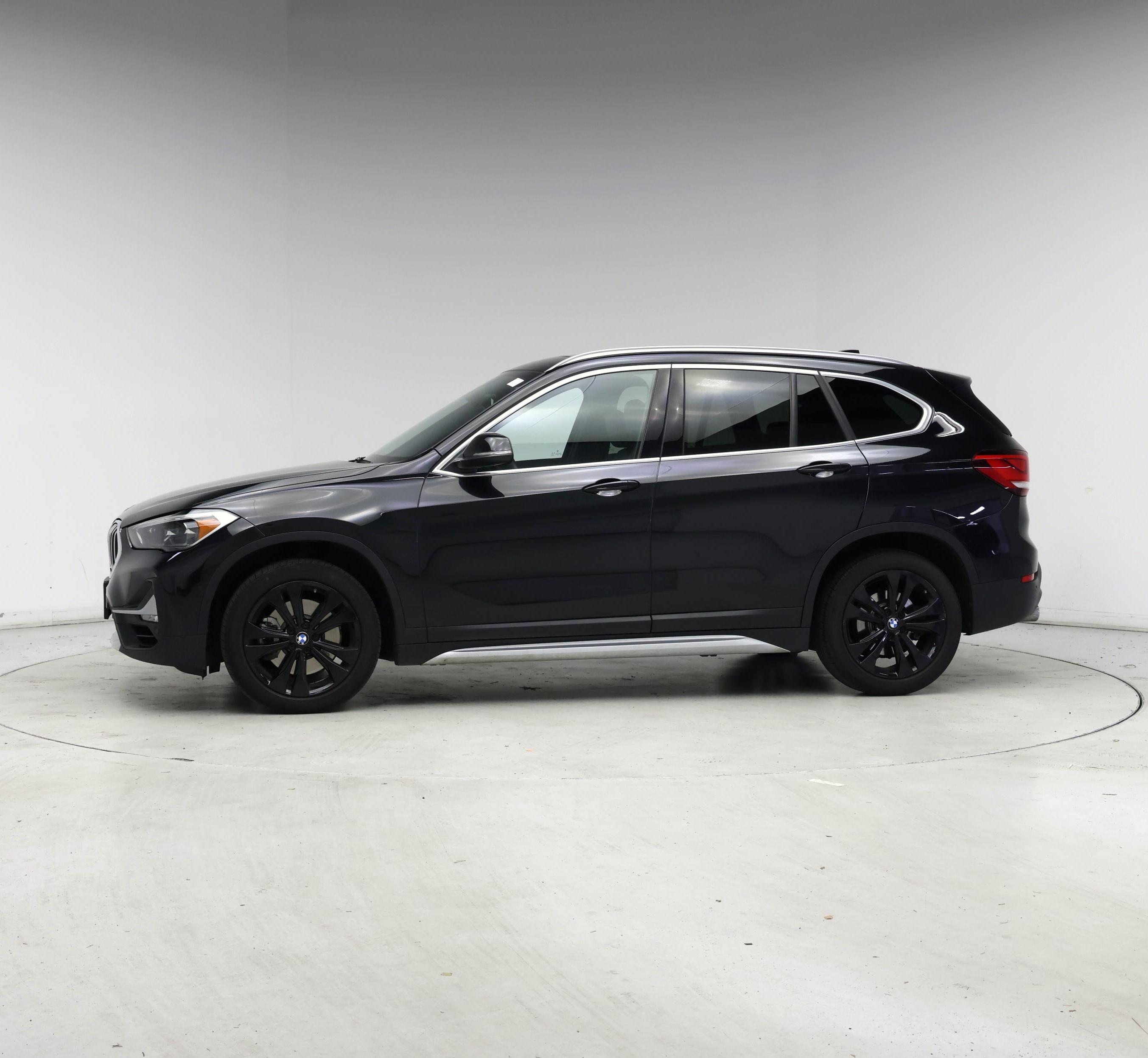 Thumbnail: 2020 BMW X1 - 3