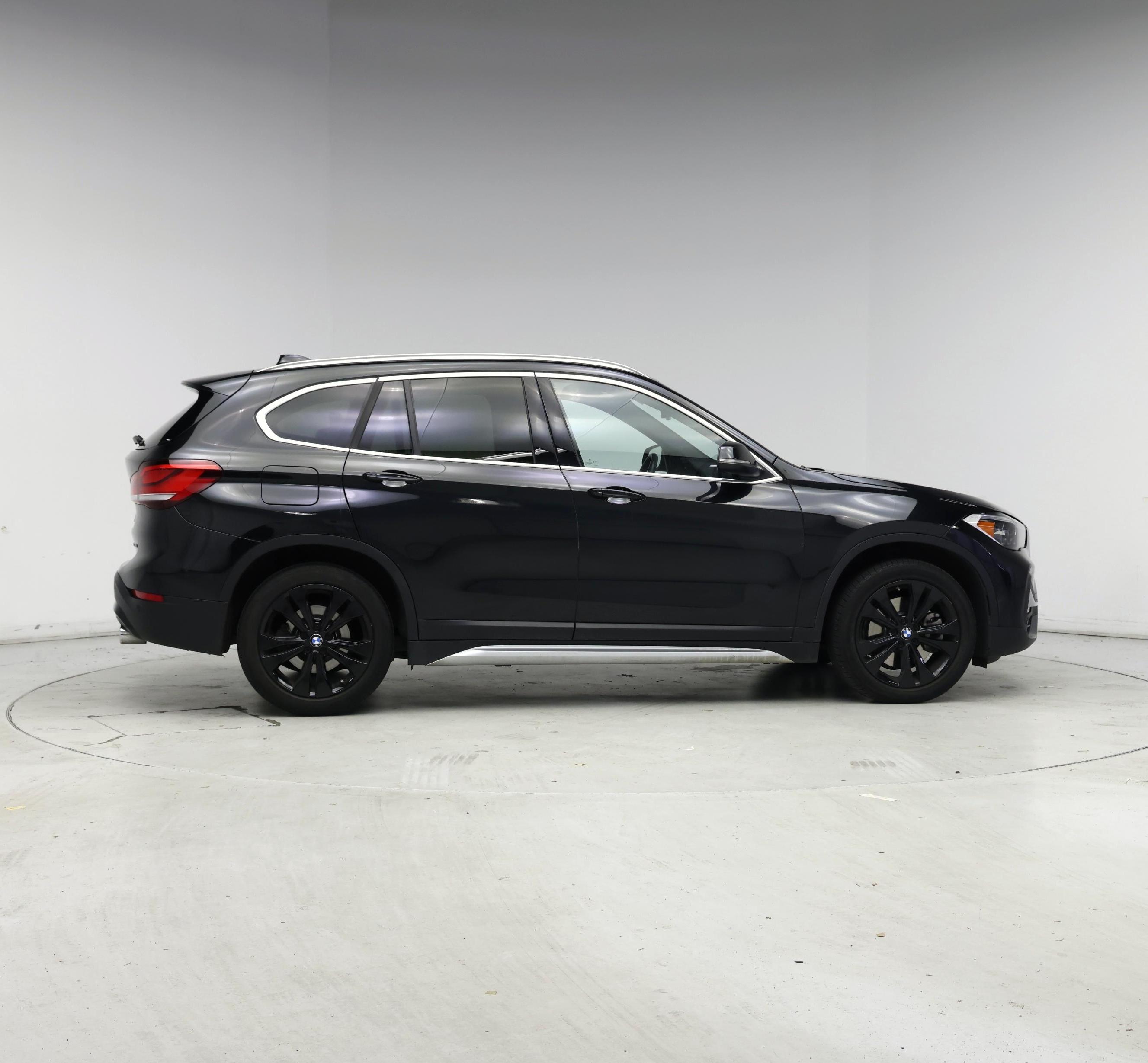 Thumbnail: 2020 BMW X1 - 7